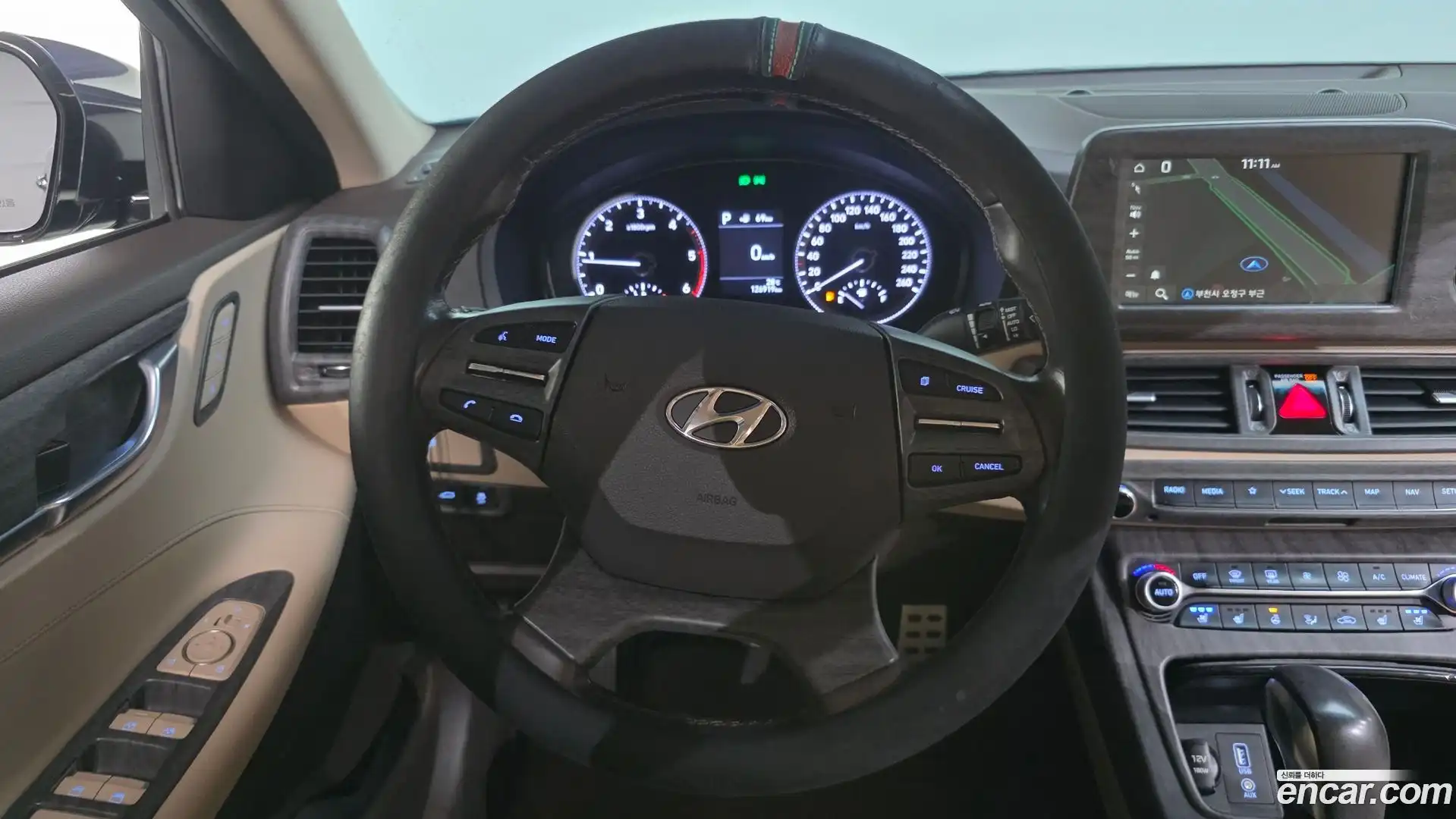 Grandeur Hyundai 2018.4-OPTION-017