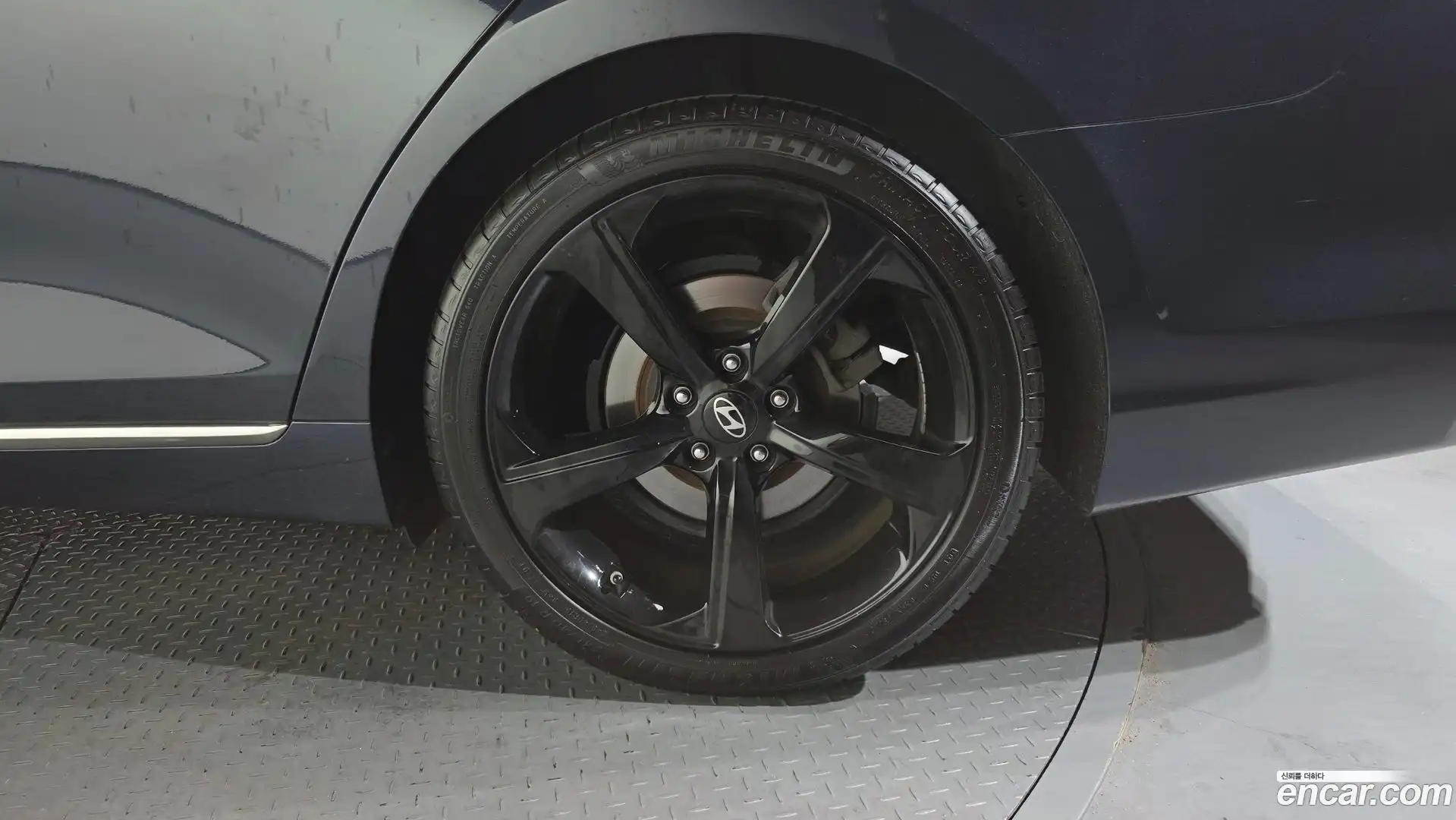 Grandeur Hyundai 2018.4-OUTER-031