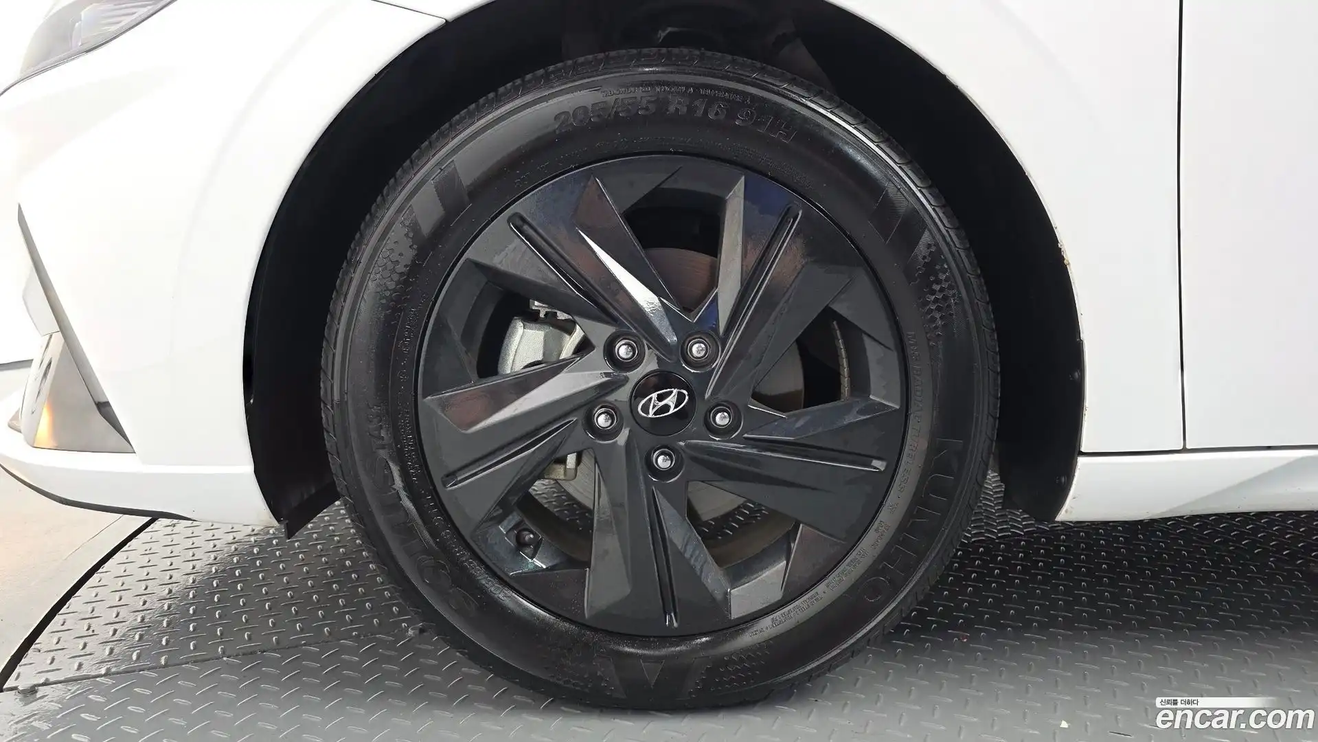 AVANTE Hyundai 2023.0-OUTER-005