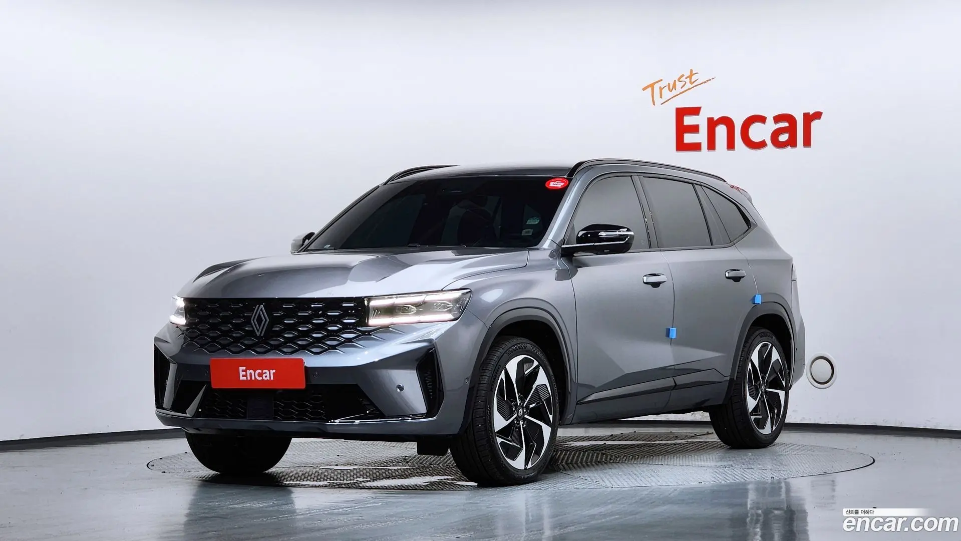 Main__Slider__Photo:Grand Koleos Renault Korea 2025.2-0