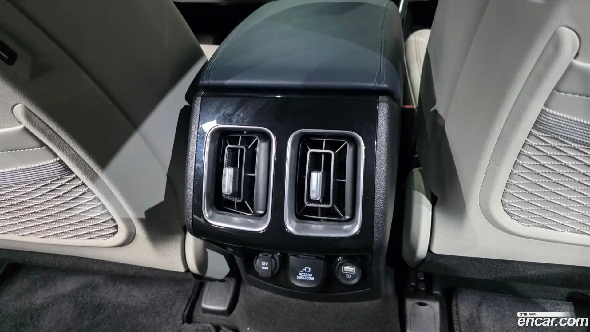 Sorento Kia 2022.2-OPTION-045