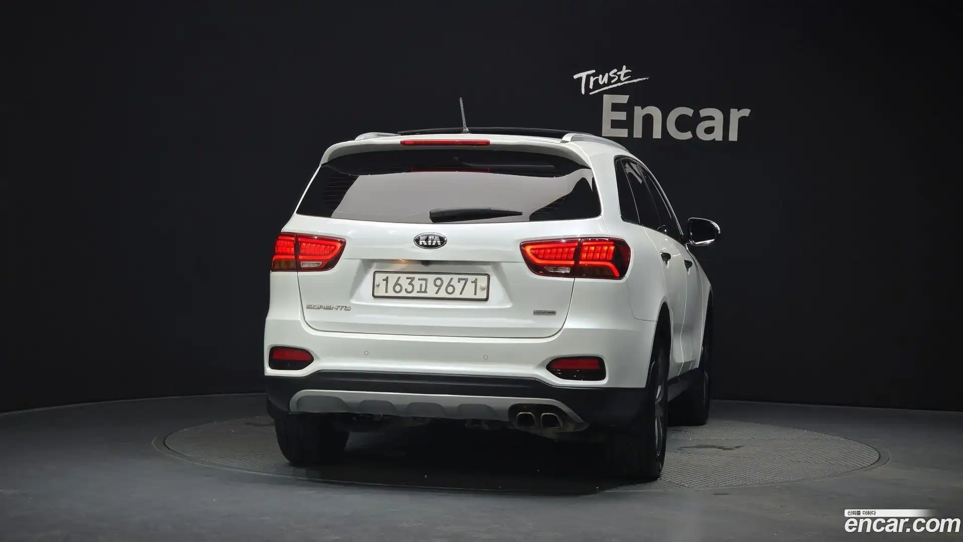 Sorento Kia 2017.8-OUTER-004