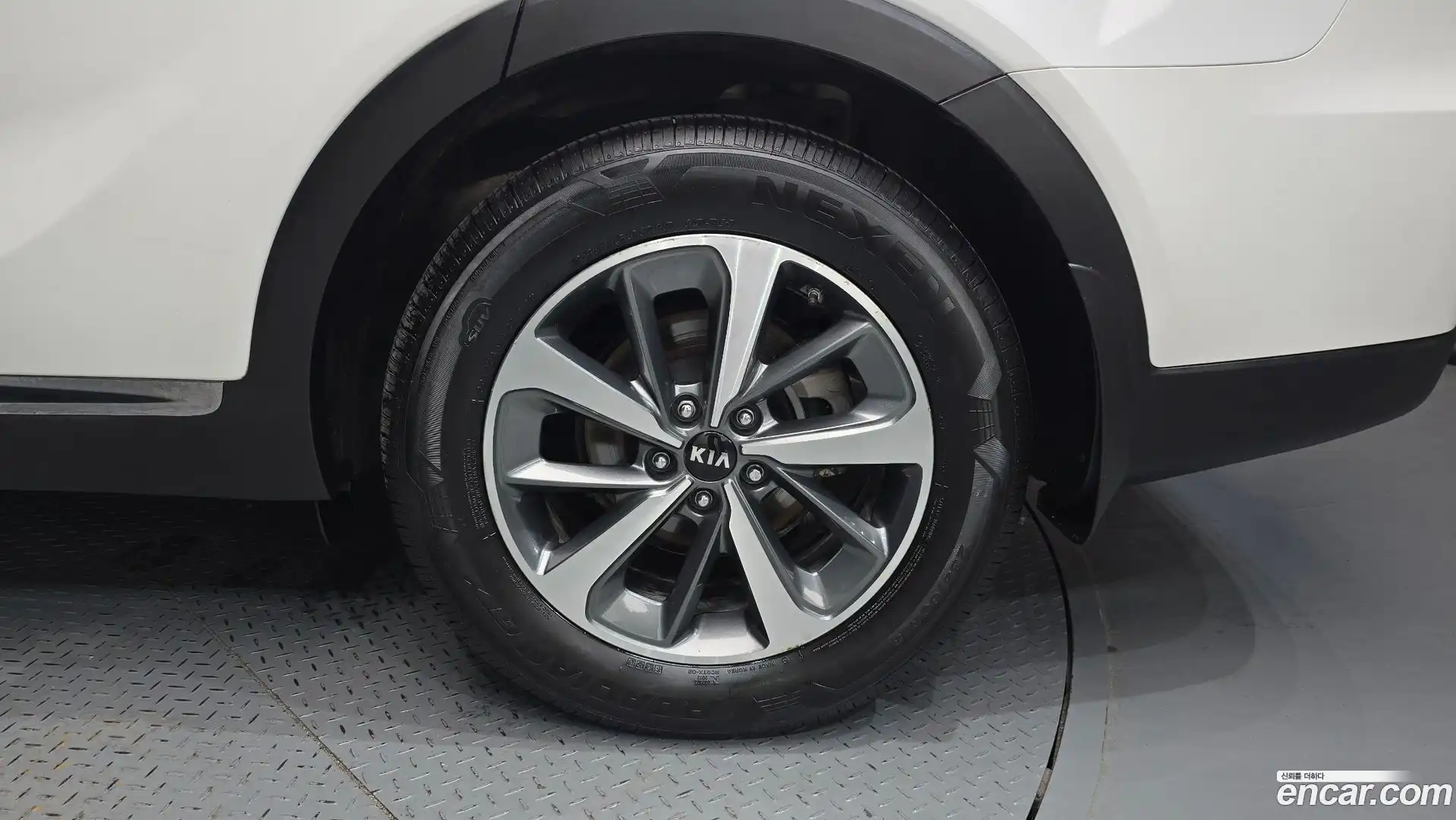 Sorento Kia 2017.8-OUTER-005