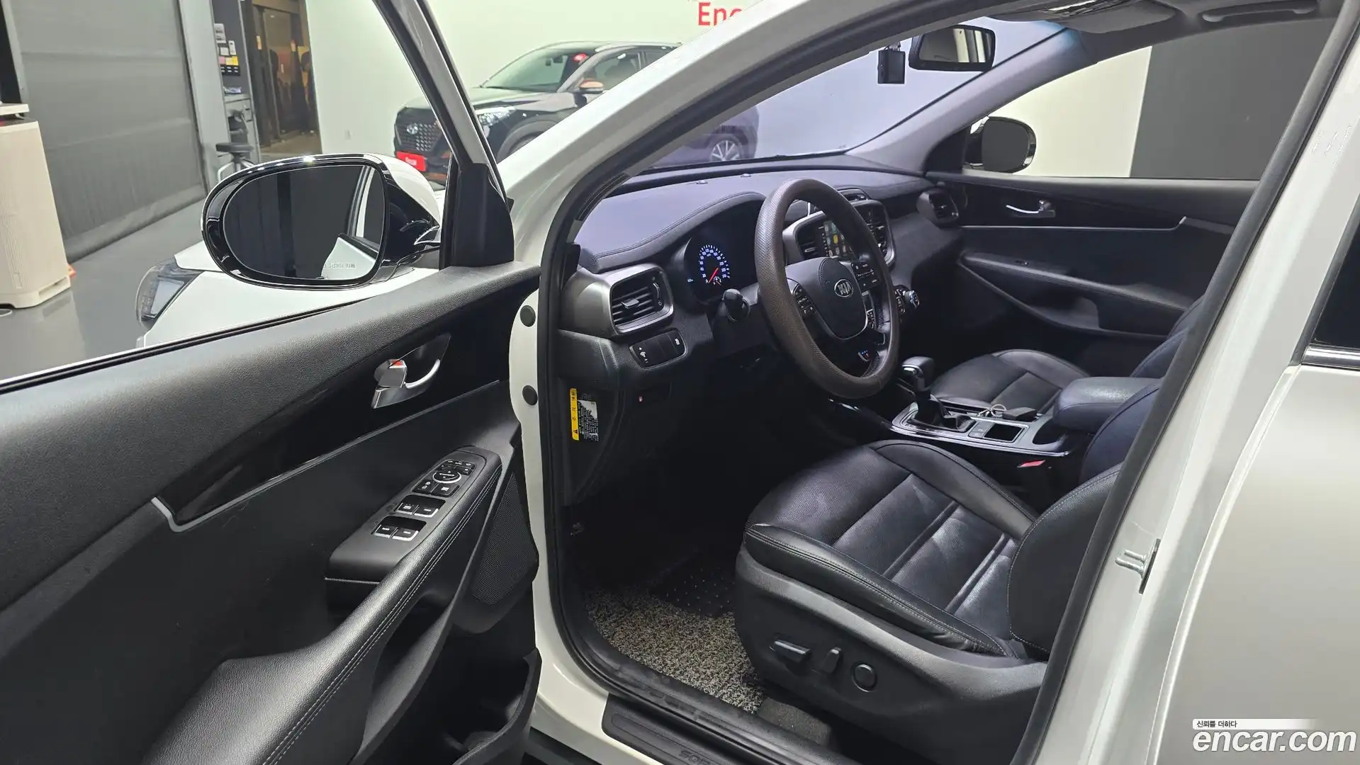 Sorento Kia 2017.8-INNER-010