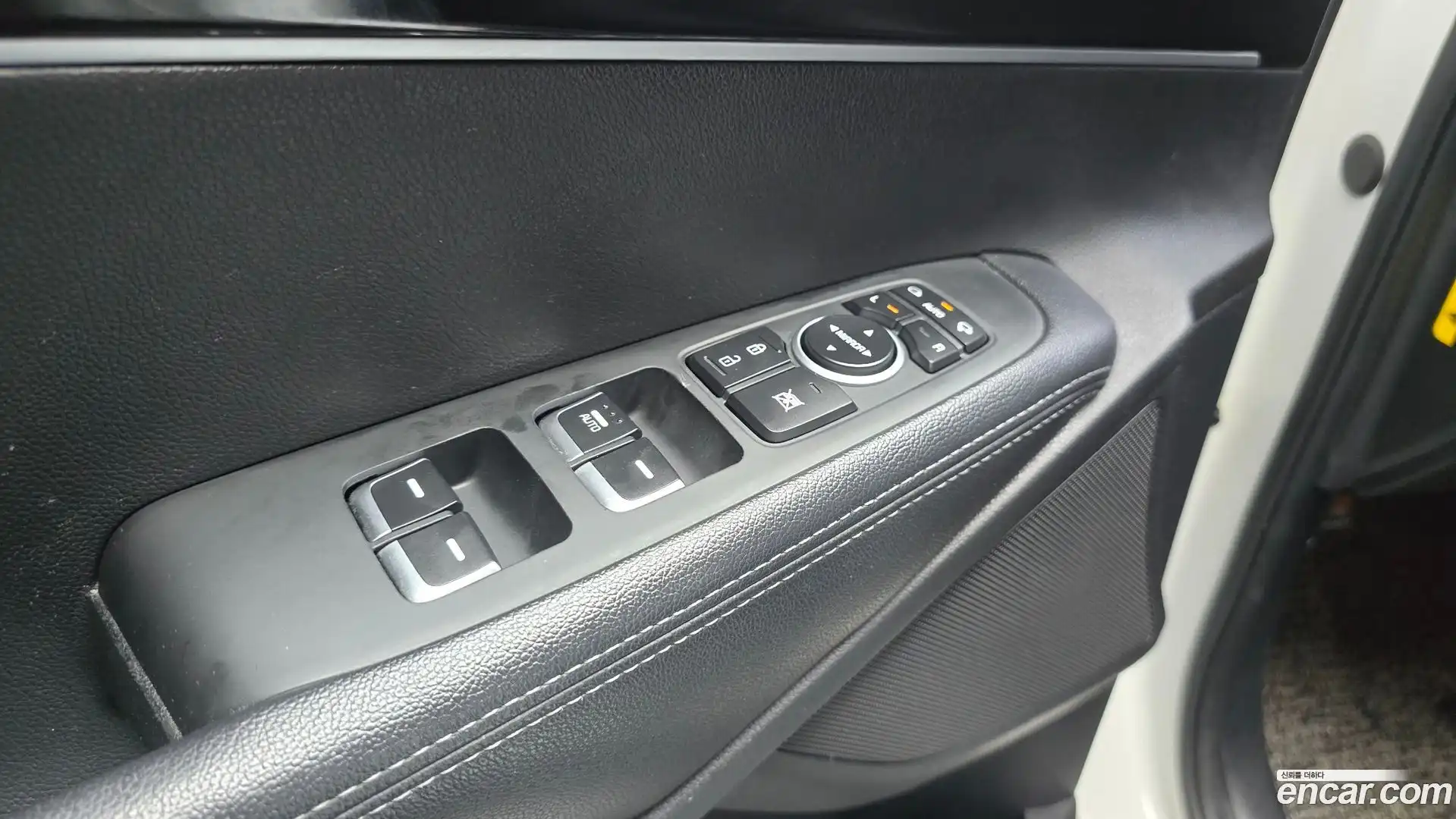 Sorento Kia 2017.8-OPTION-018