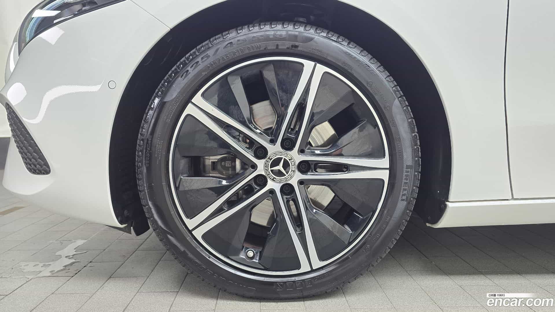 A-Class Mercedes-Benz 2024.3-OUTER-005