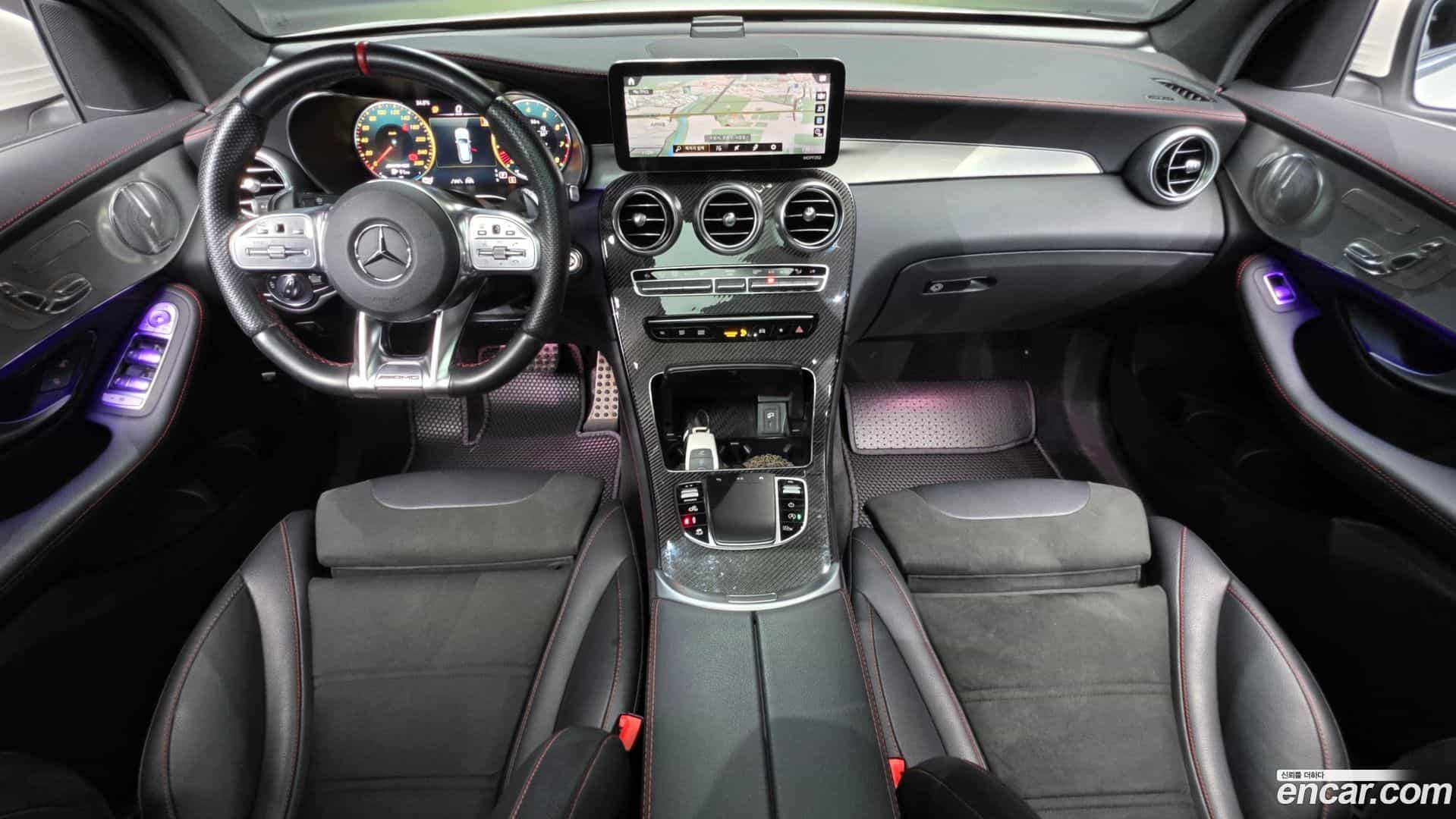 GLC-Class Mercedes-Benz 2020.11-INNER-007