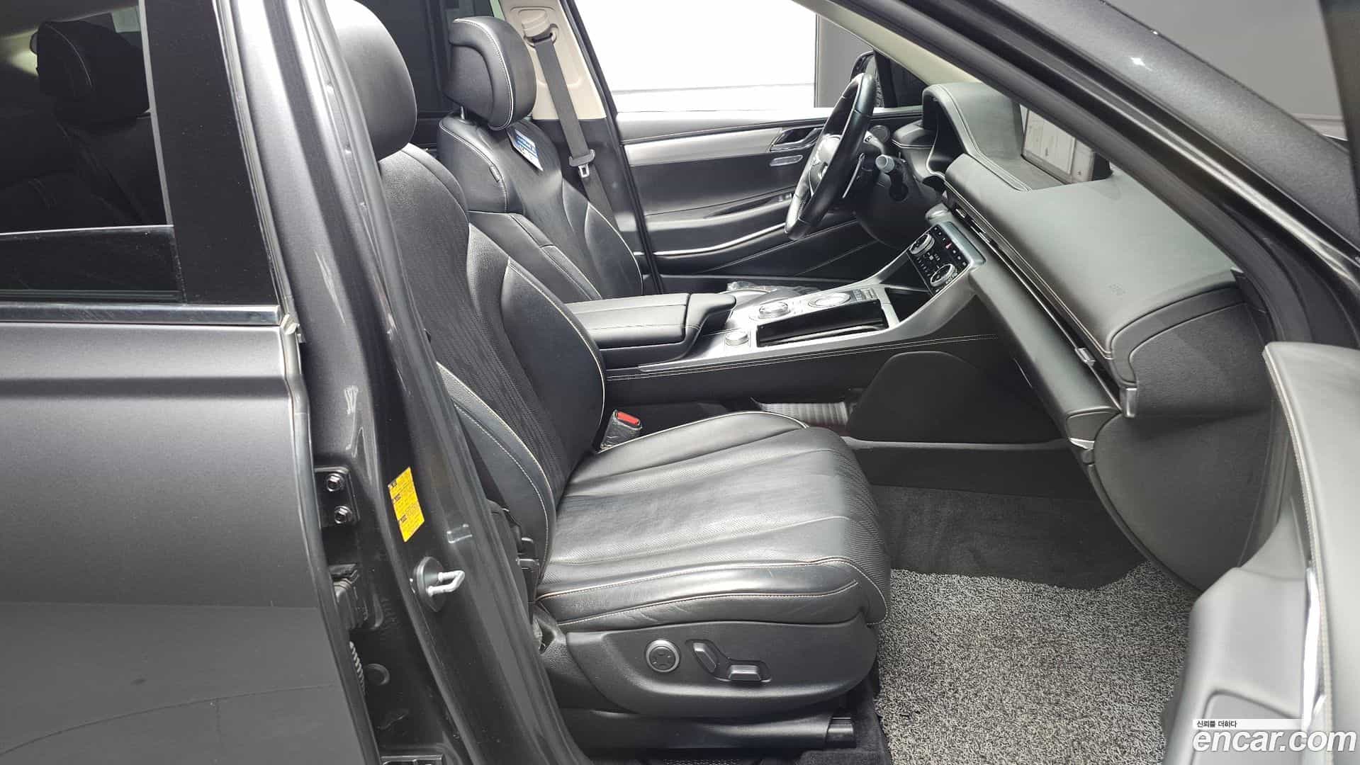 GV80 Genesis 2020.8-INNER-010