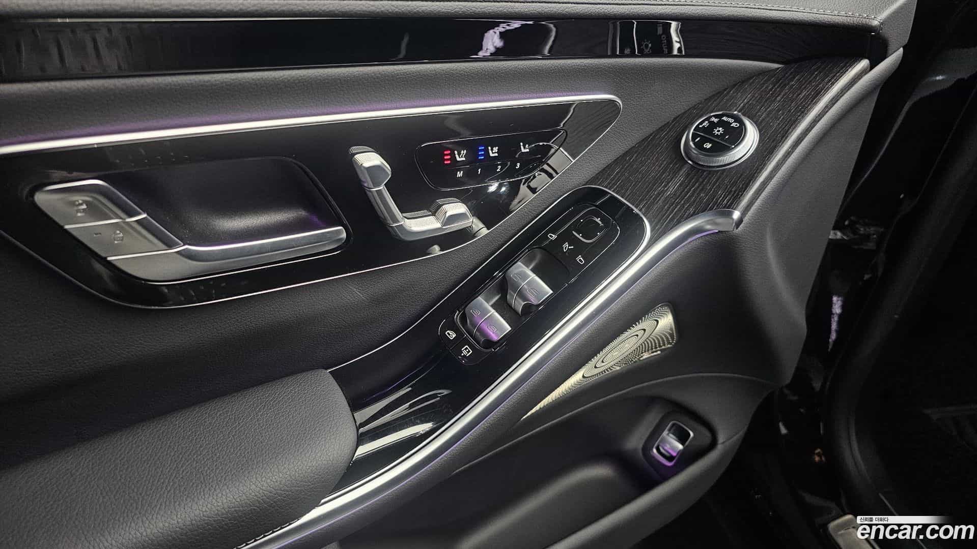 S-Class Mercedes-Benz 2022.5-OPTION-040
