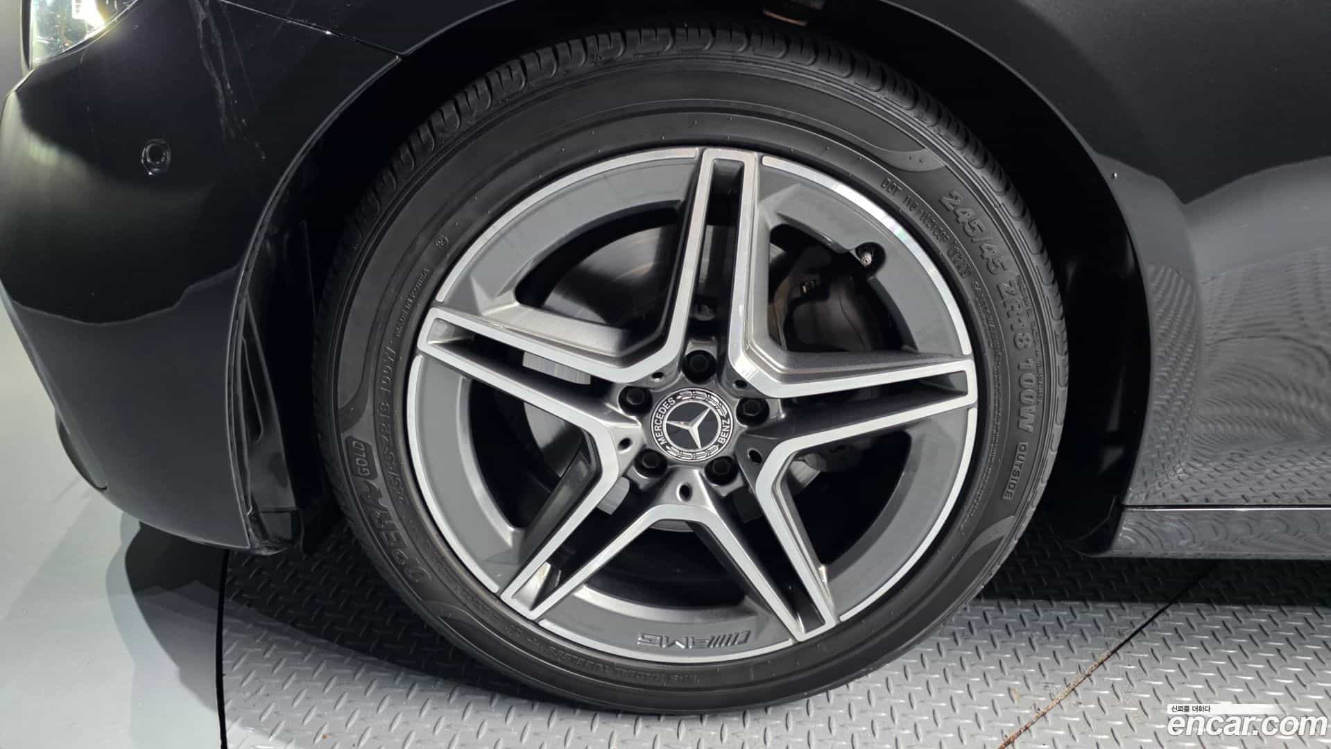 E-Class Mercedes-Benz 2022.10-OUTER-005