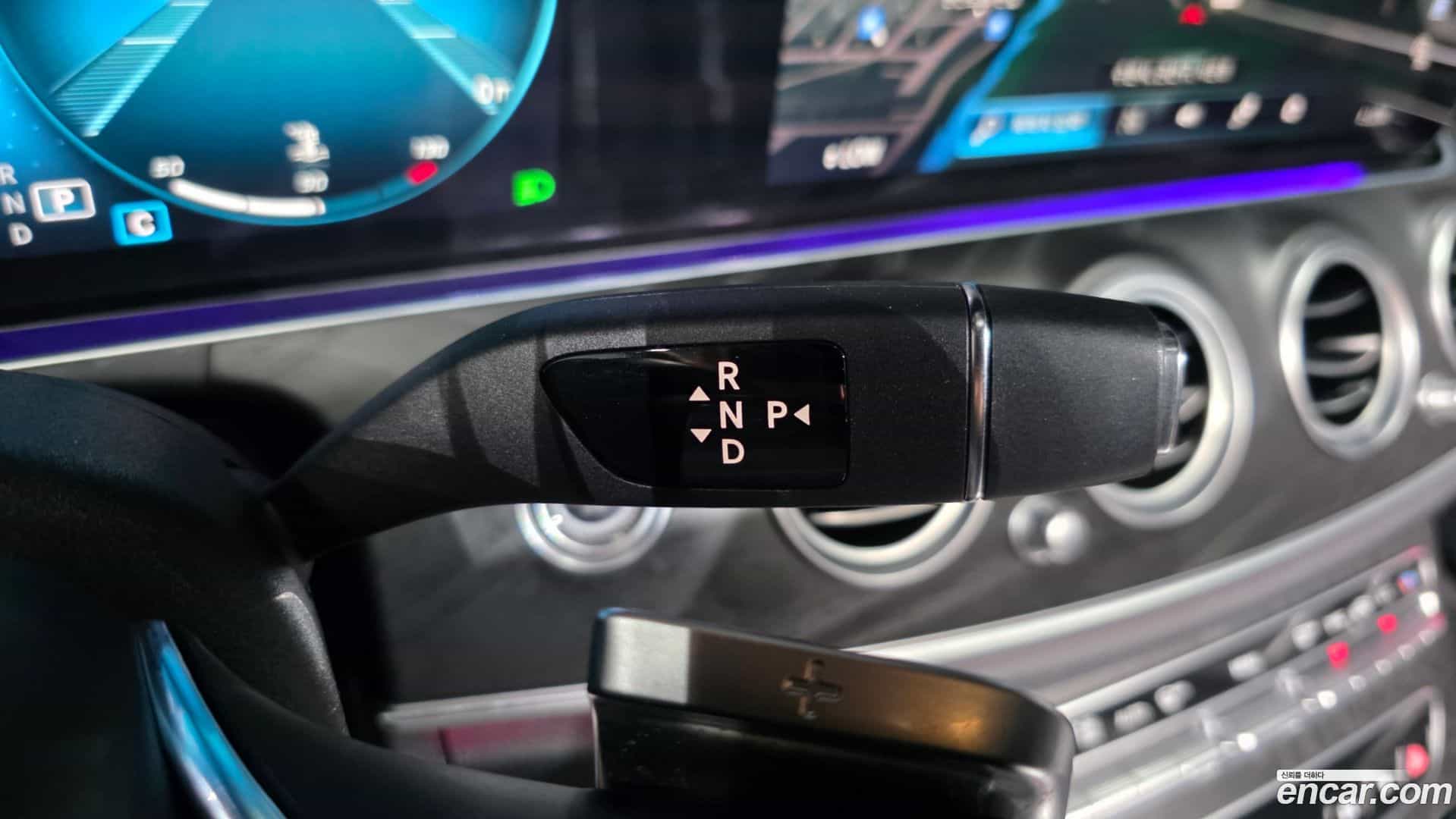 E-Class Mercedes-Benz 2022.10-INNER-009