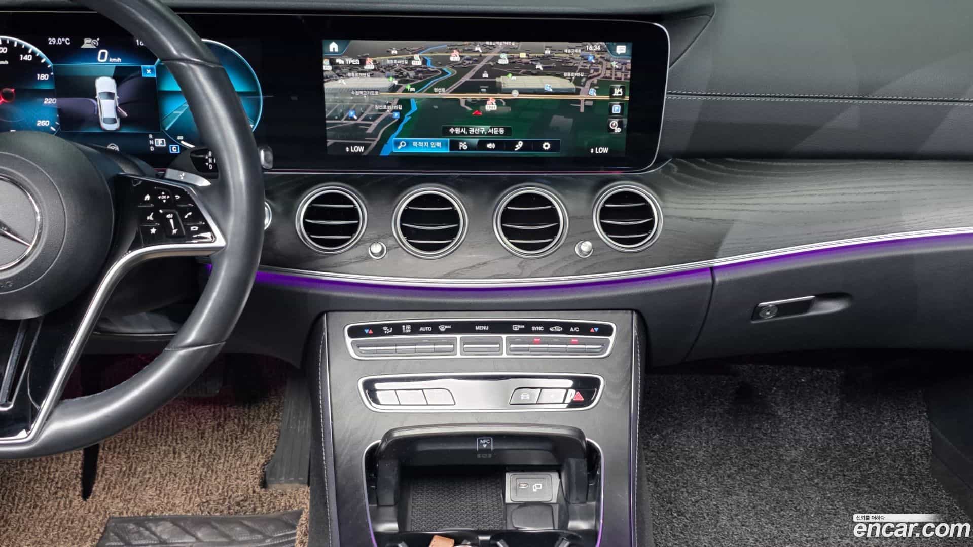 E-Class Mercedes-Benz 2022.10-OPTION-018