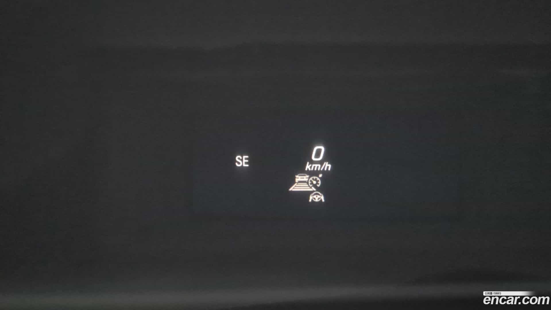 E-Class Mercedes-Benz 2022.10-OPTION-021
