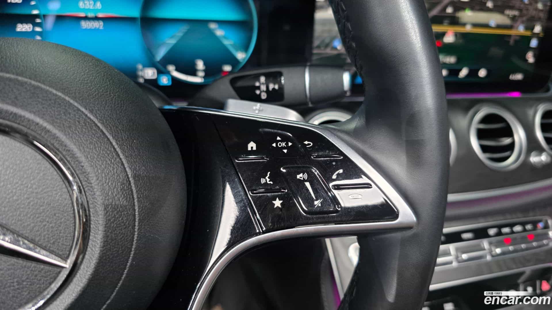 E-Class Mercedes-Benz 2022.10-OPTION-048