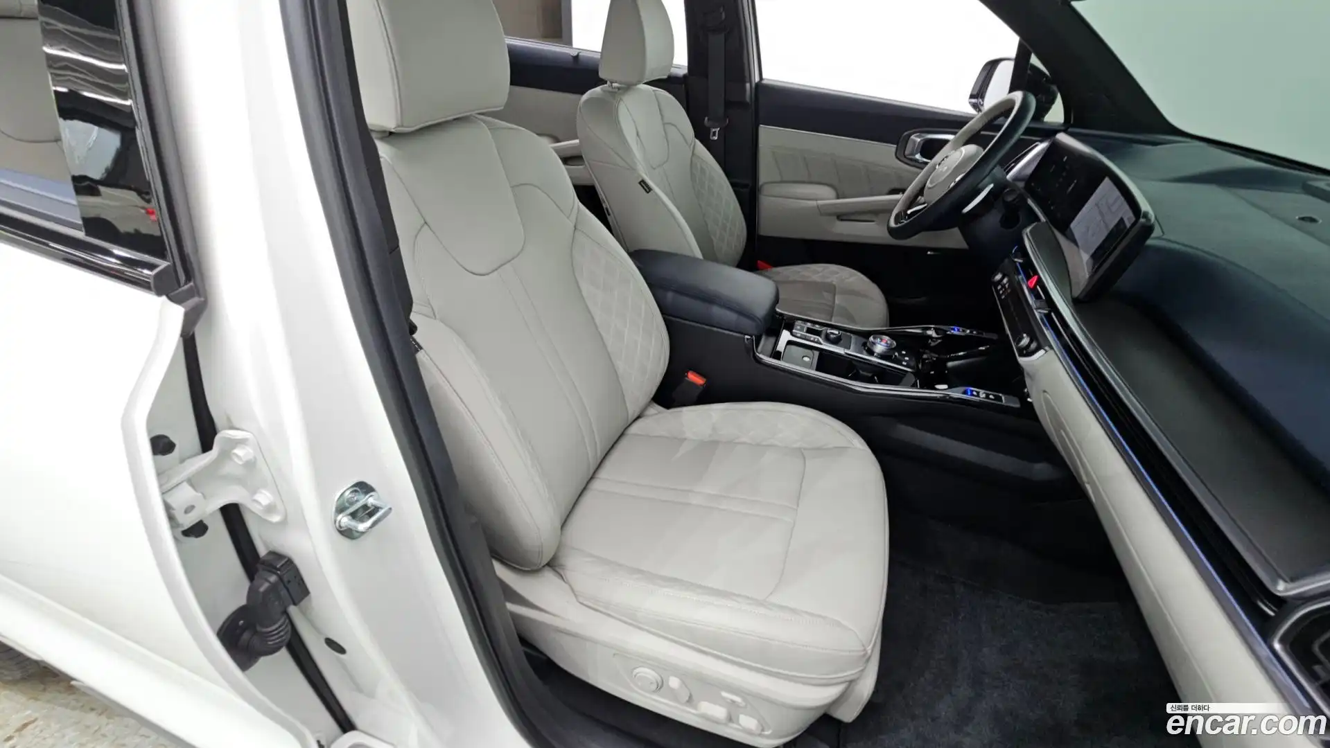 Sorento Kia 2024.4-OPTION-024