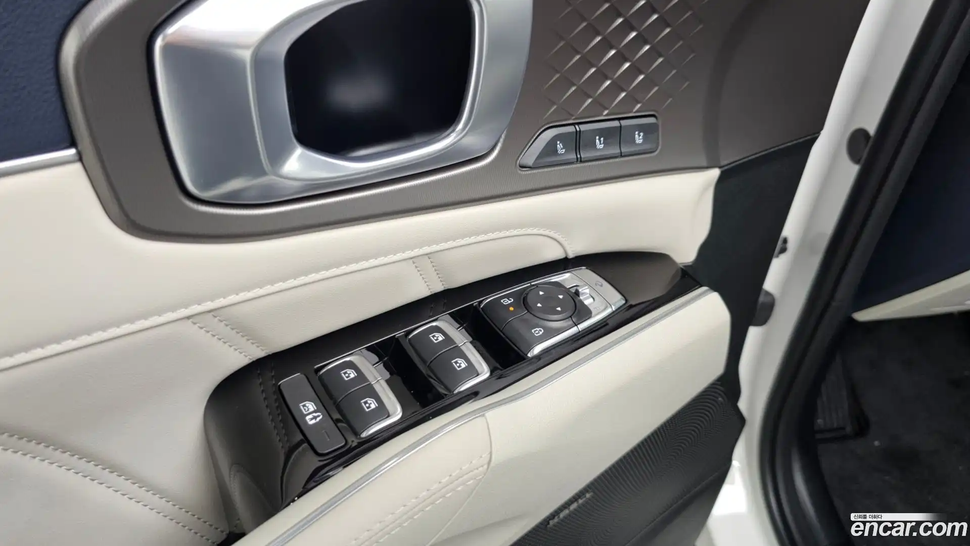 Sorento Kia 2024.4-OPTION-042