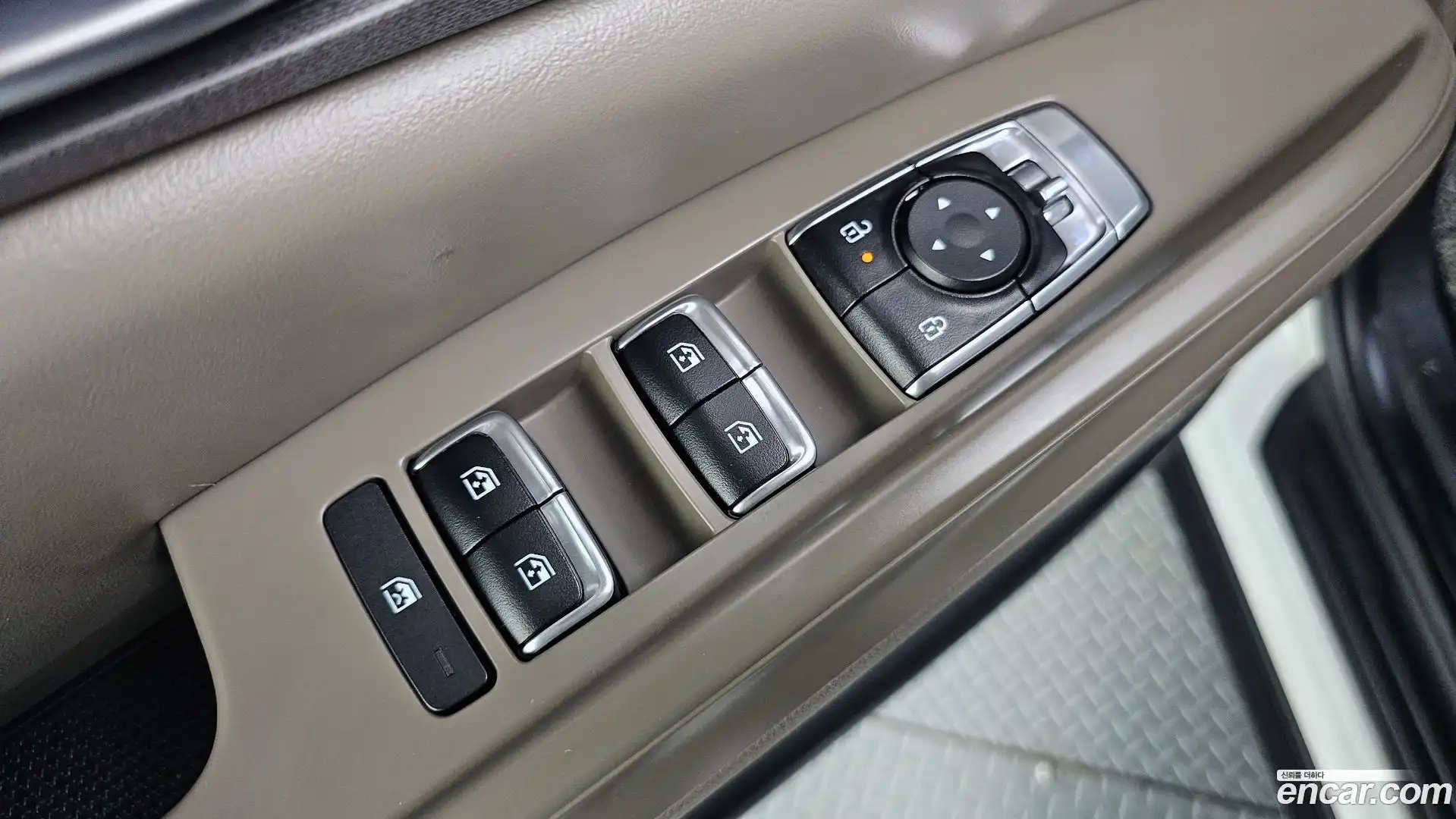 Canival Kia 2024.4-OPTION-042