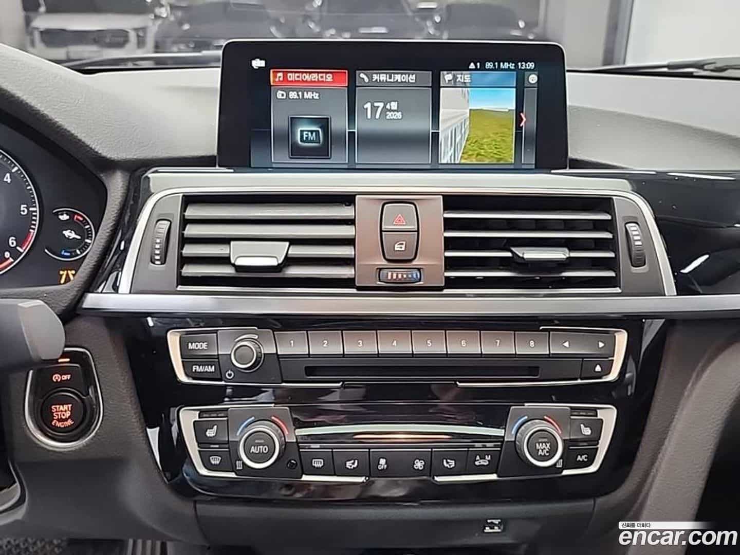 3-Series BMW 2018.11-INNER-010