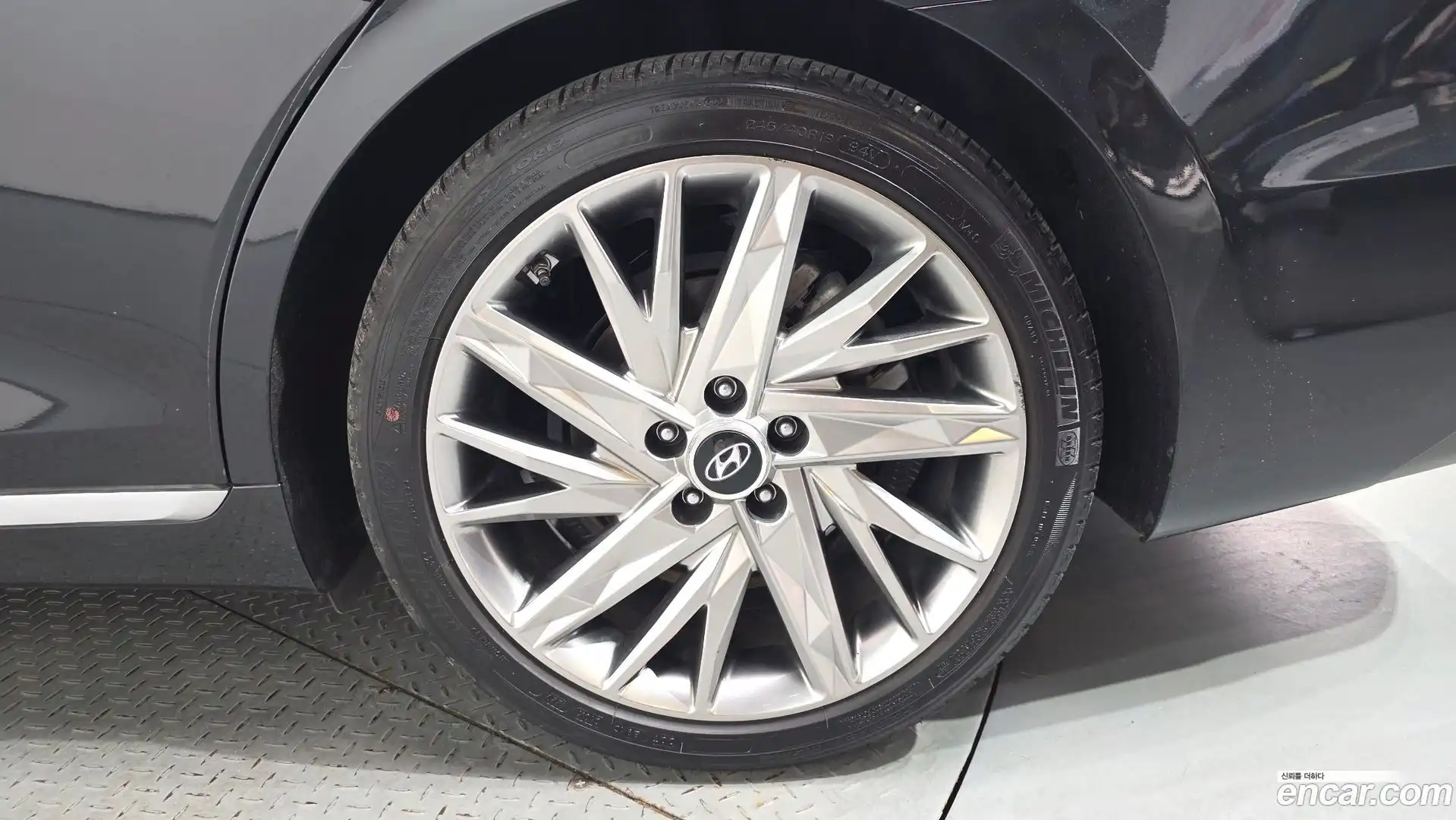 Grandeur Hyundai 2020.5-OUTER-031