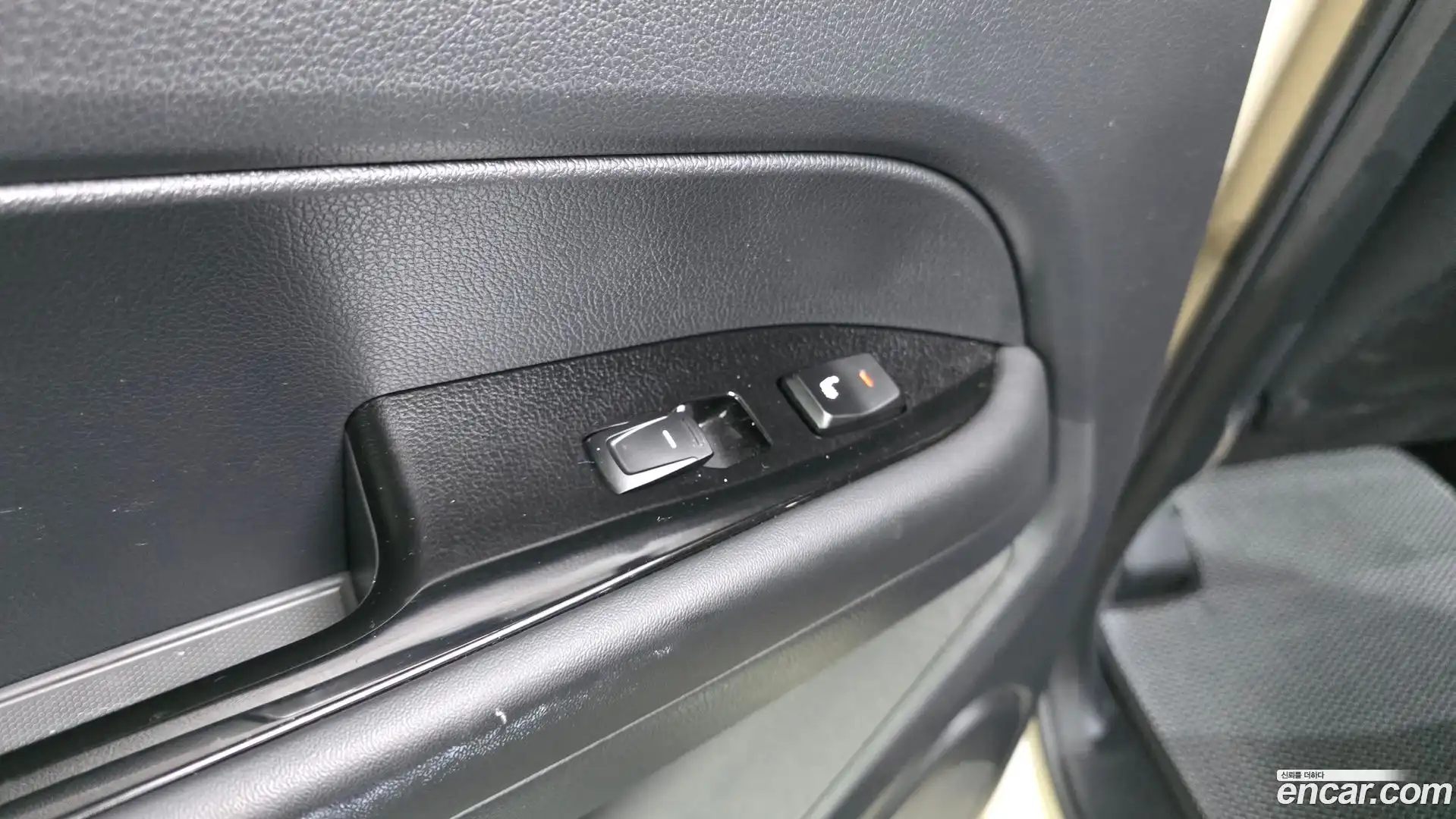 Rexton KG Mobility 2024.5-OPTION-022