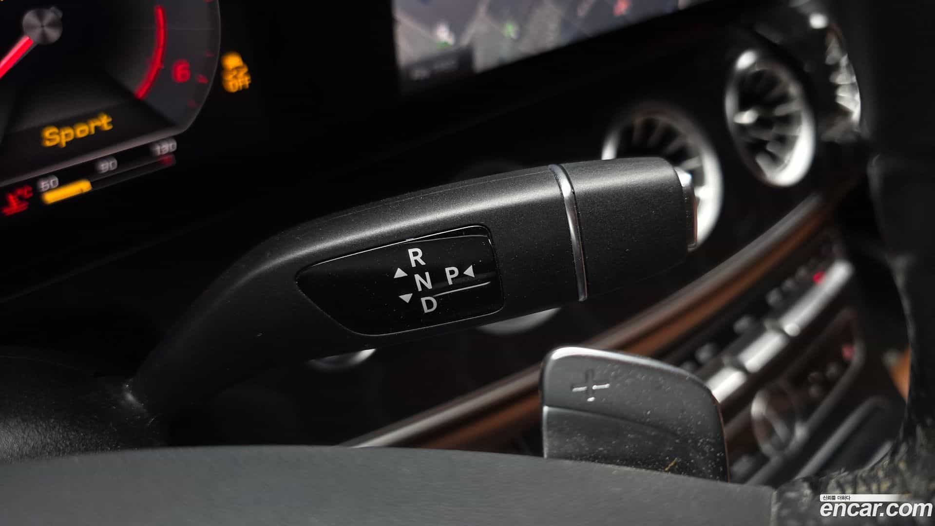 E-Class Mercedes-Benz 2018.2-INNER-009