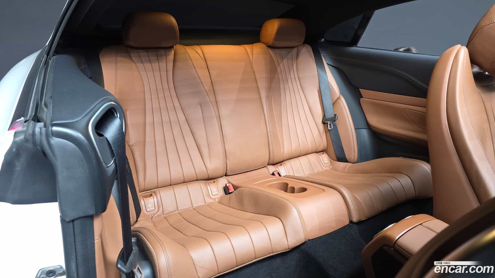 E-Class Mercedes-Benz 2018.2-OPTION-016