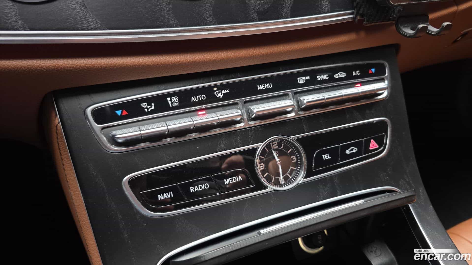 E-Class Mercedes-Benz 2018.2-OPTION-023