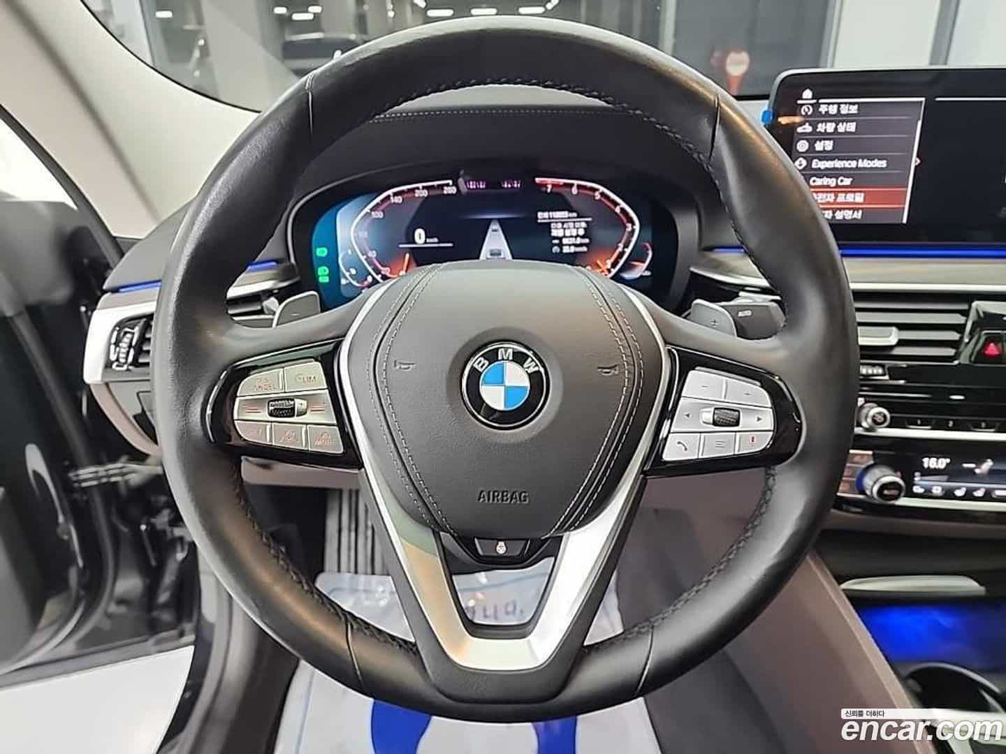 Gran Turismo BMW 2023.6-INNER-009