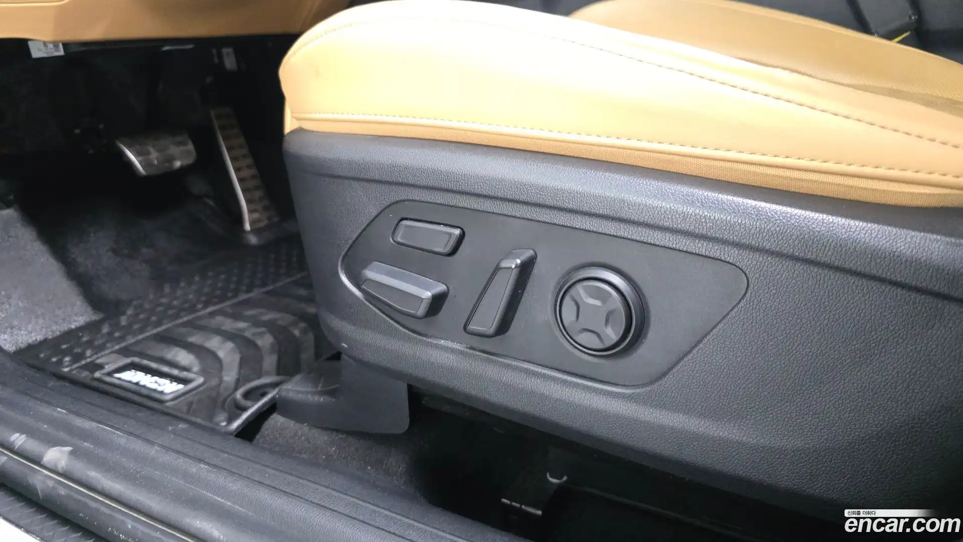 Sorento Kia 2020.3-OPTION-047