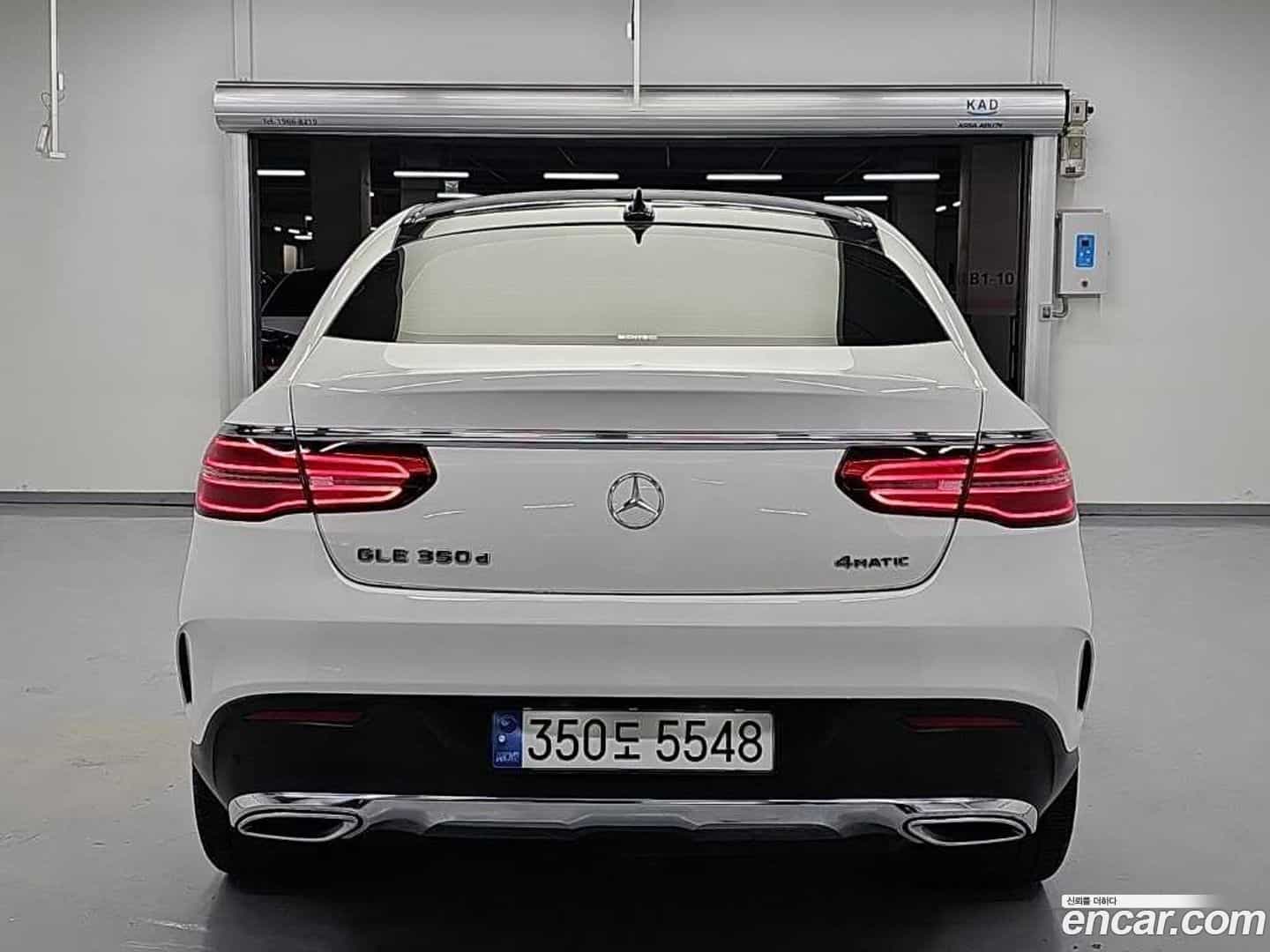 GLE-Class Mercedes-Benz 2016.10-OUTER-003