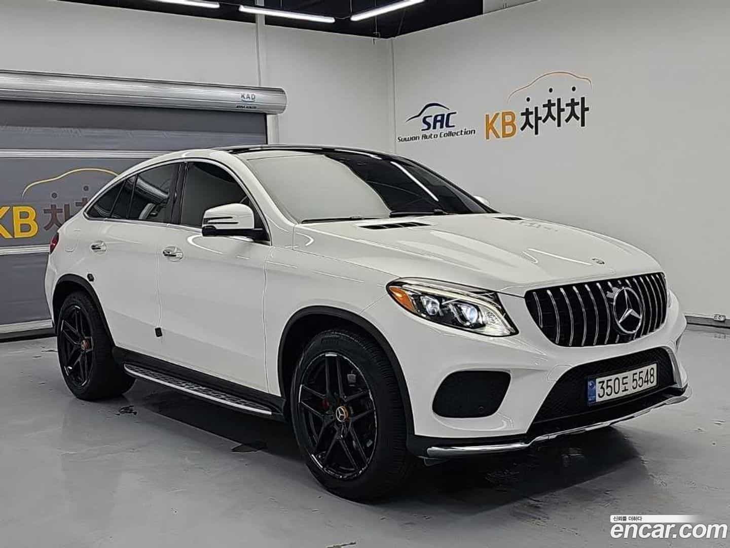 GLE-Class Mercedes-Benz 2016.10-OUTER-004