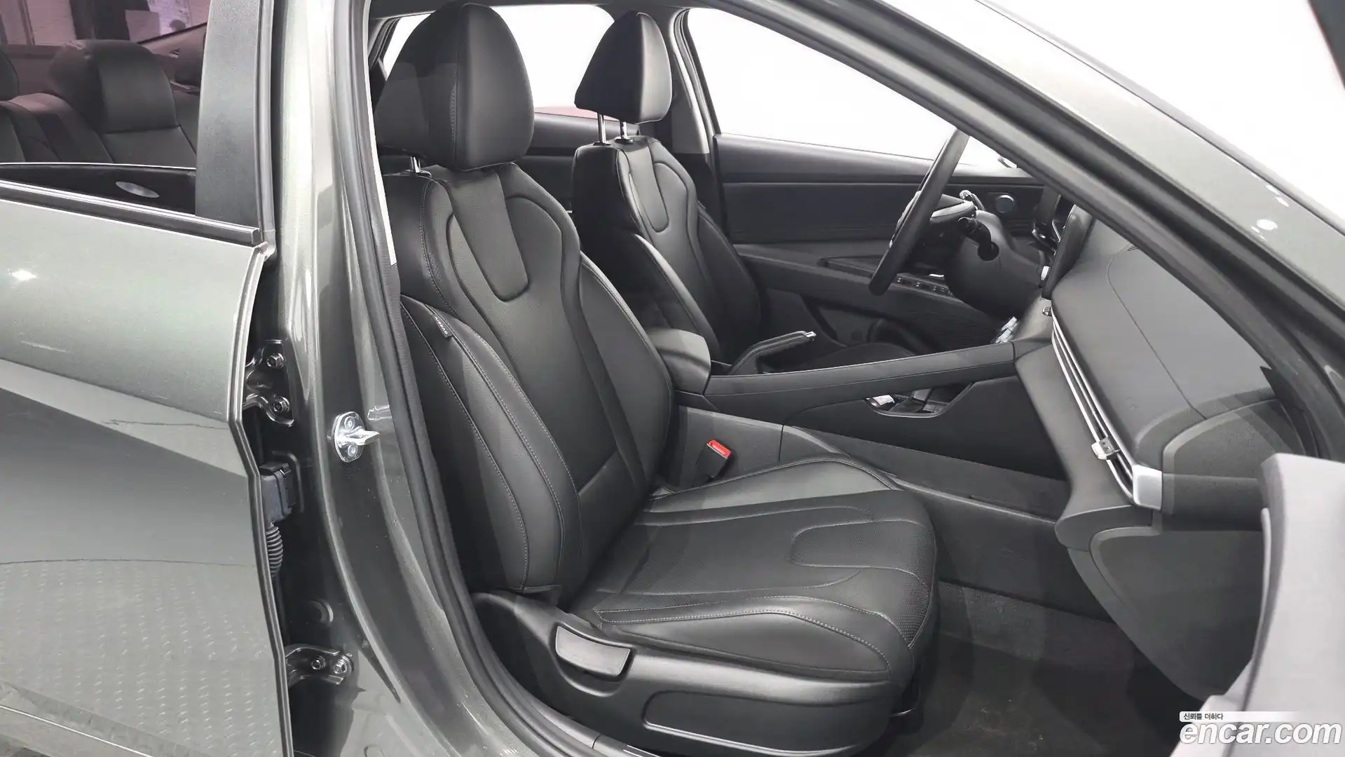 AVANTE Hyundai 2025.6-INNER-036