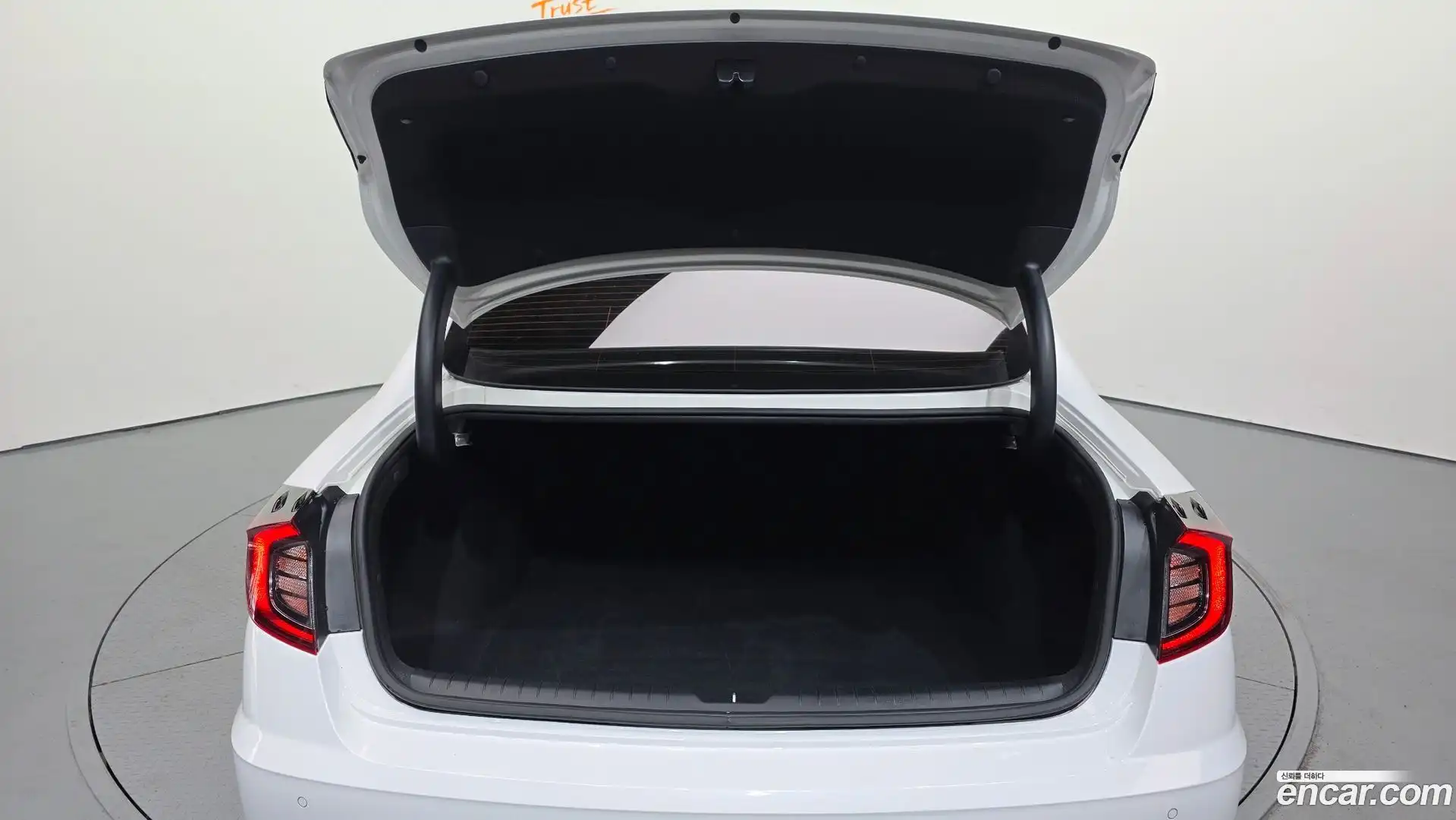 Sonata Hyundai 2020.2-OPTION-044