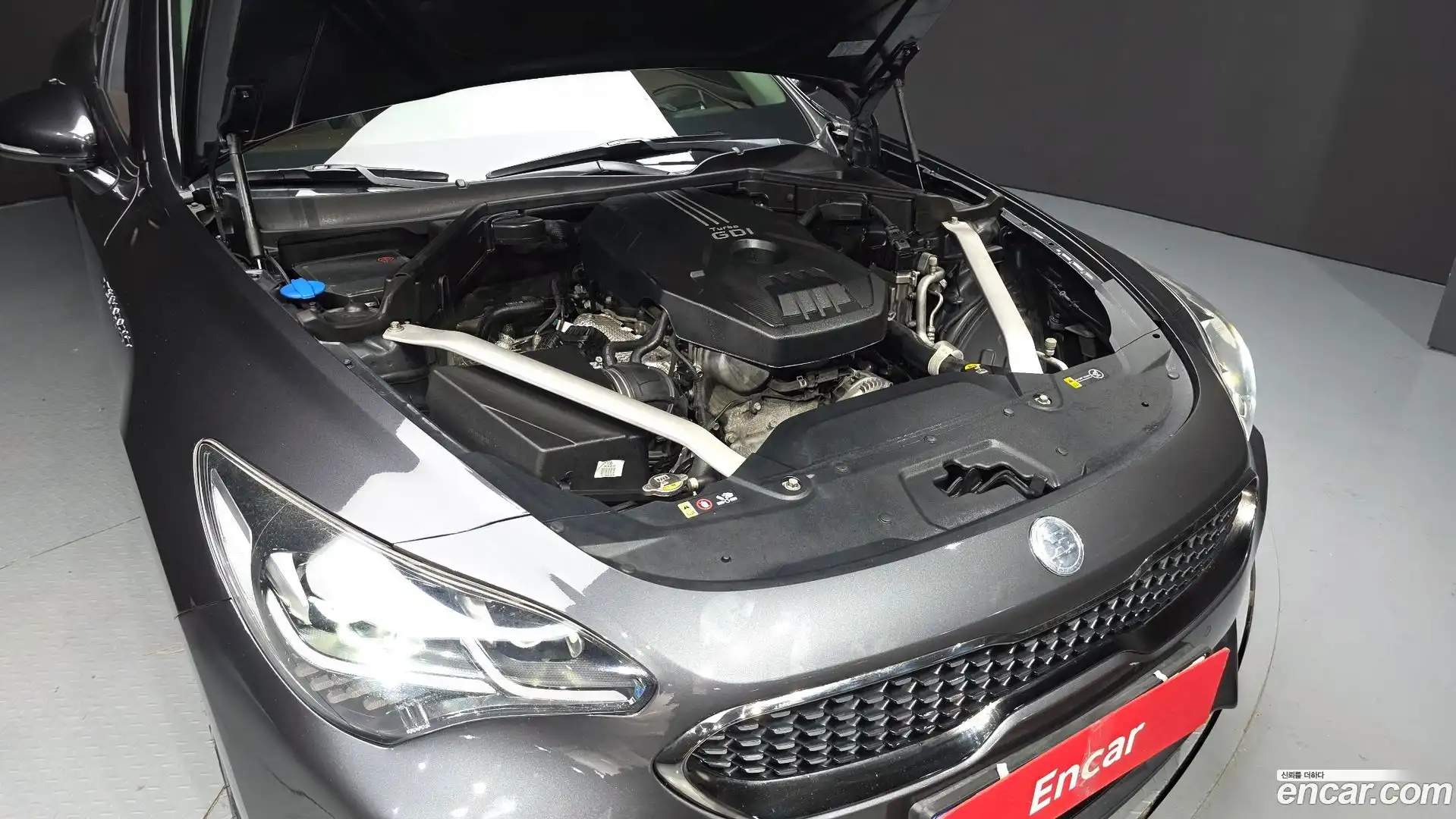 Stinger Kia 2017.5-OUTER-006