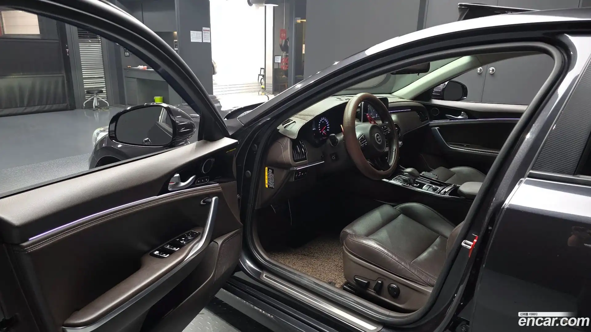 Stinger Kia 2017.5-INNER-010