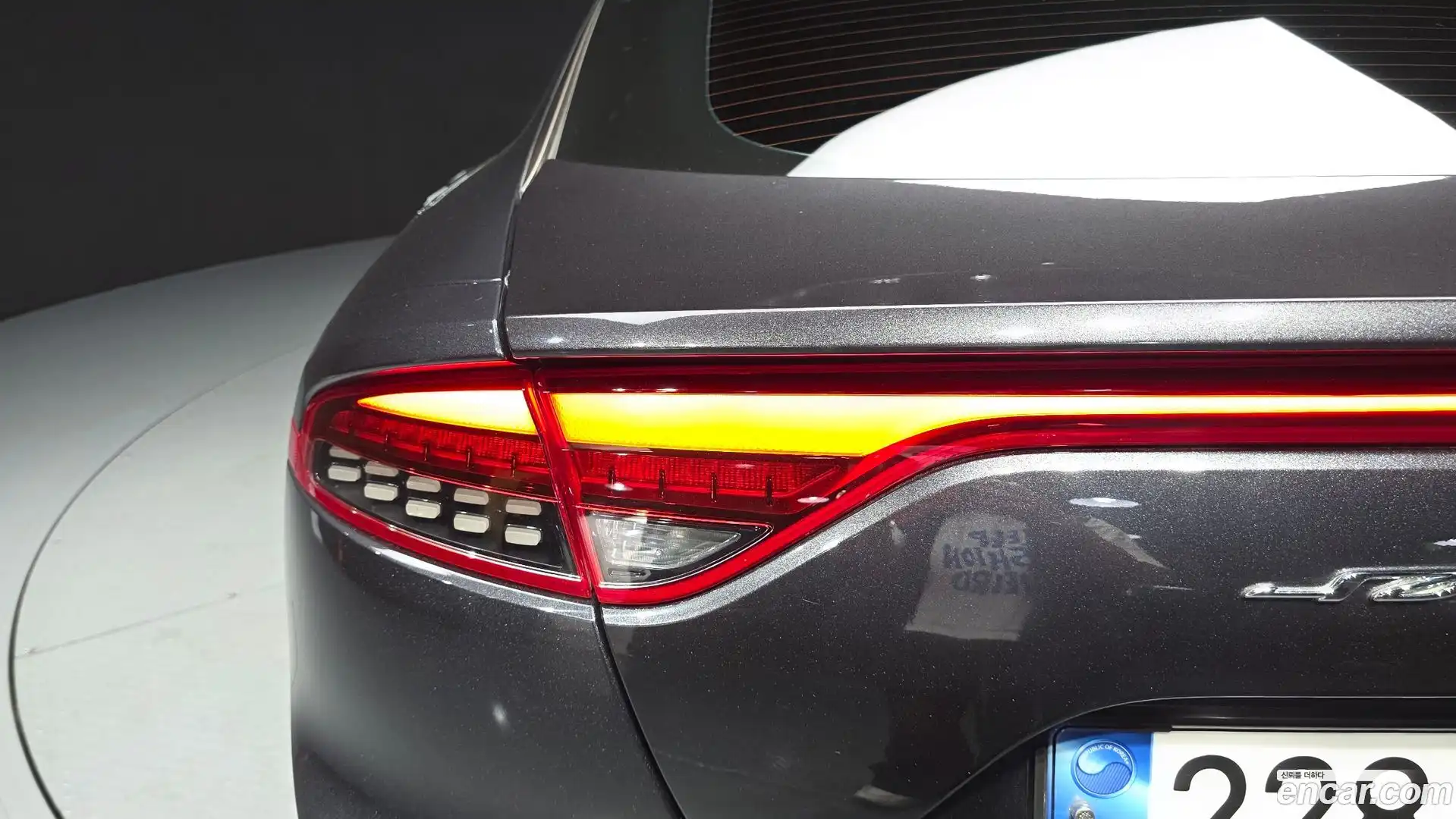 Stinger Kia 2017.5-OUTER-033