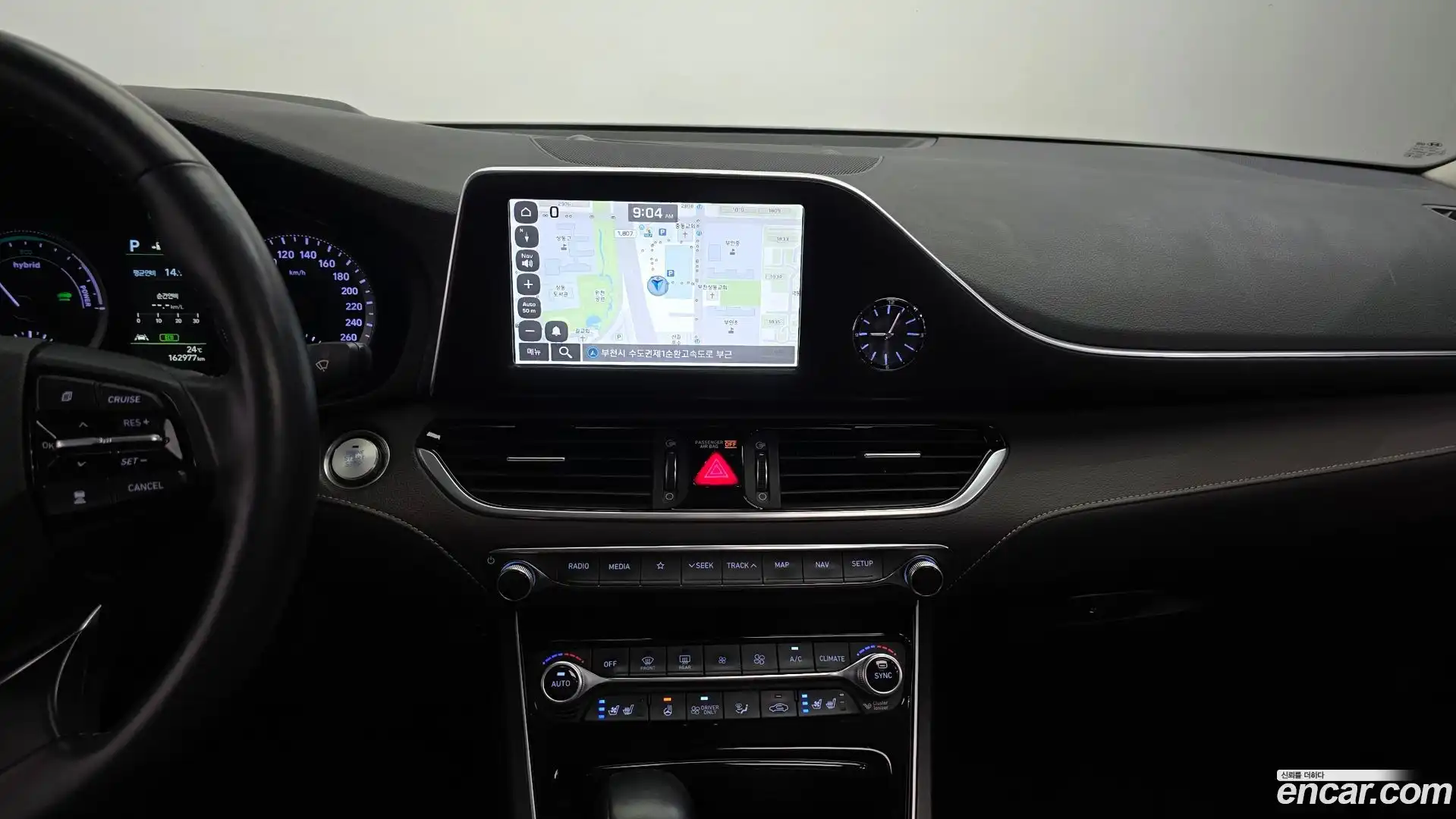 Grandeur Hyundai 2018.1-OPTION-018
