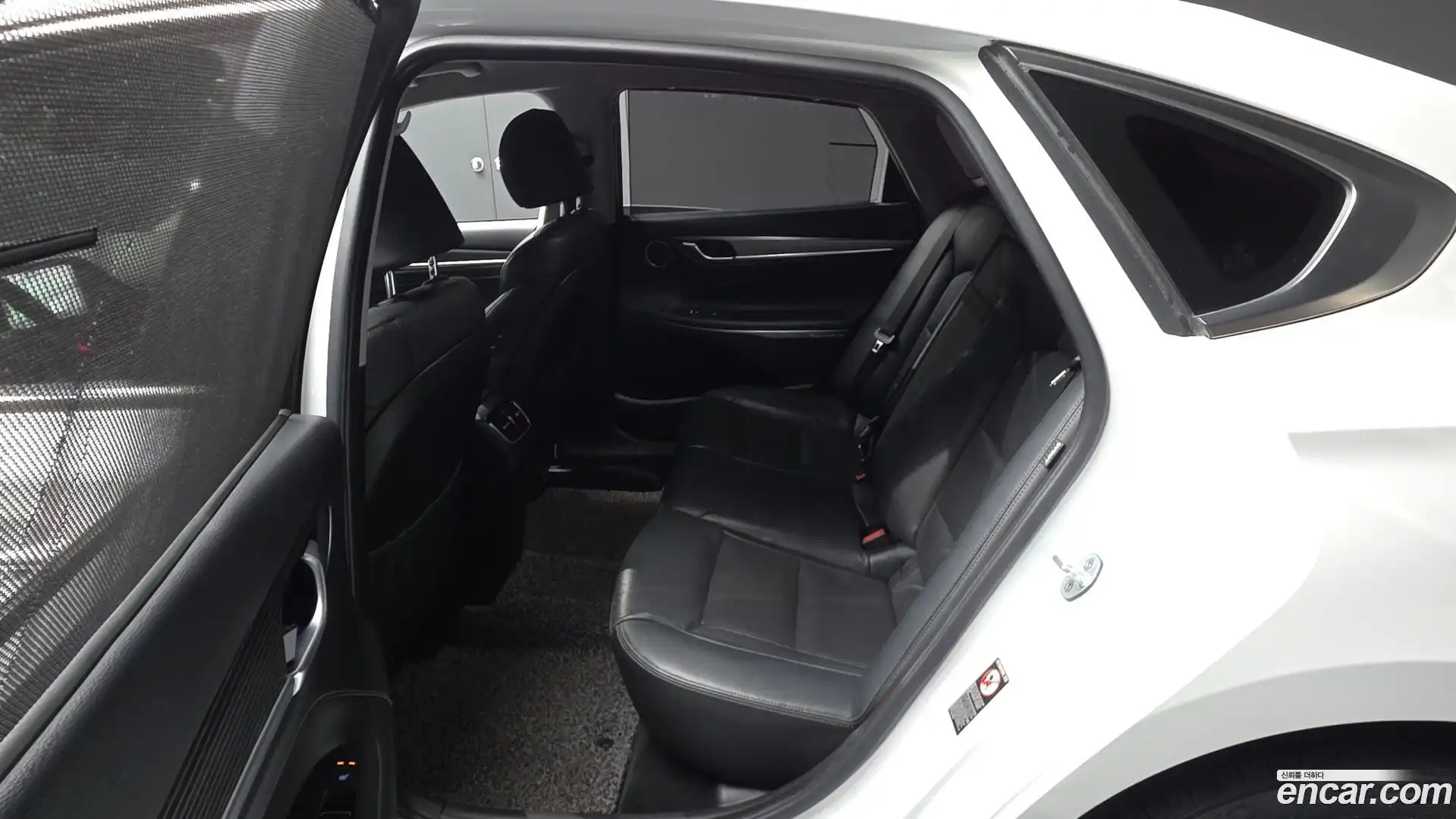 Grandeur Hyundai 2018.5-OPTION-016