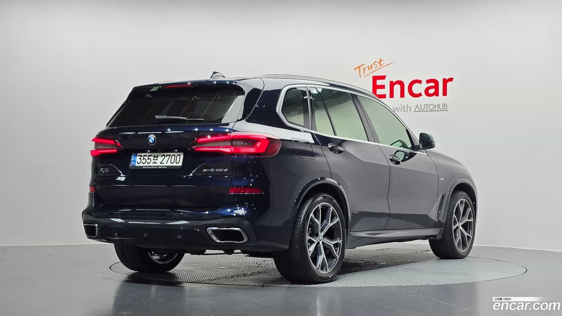 X5 BMW 2021.10-OUTER-002