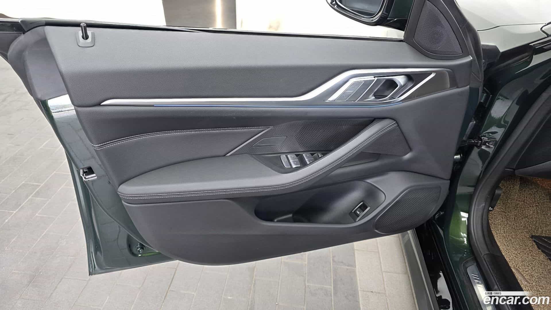 i4 BMW 2022.4-INNER-034
