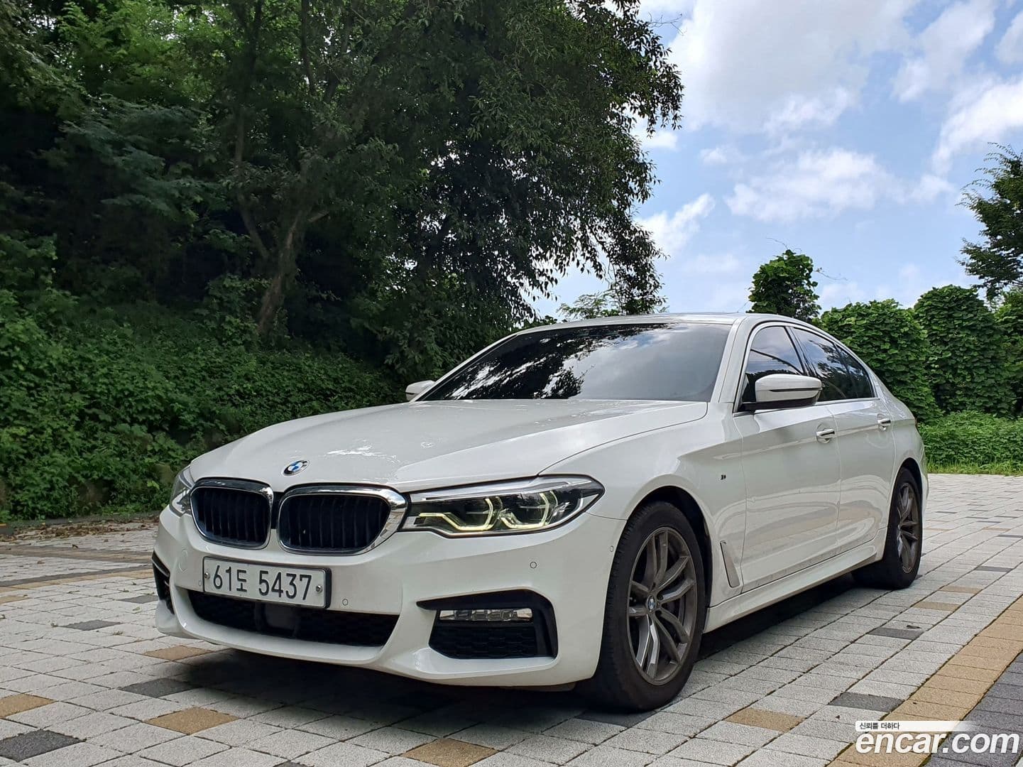 Main__Slider__Photo:5-Series BMW 2017.11-0