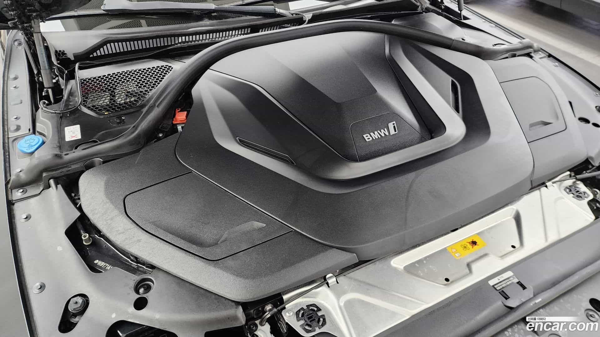 i4 BMW 2022.7-OUTER-006