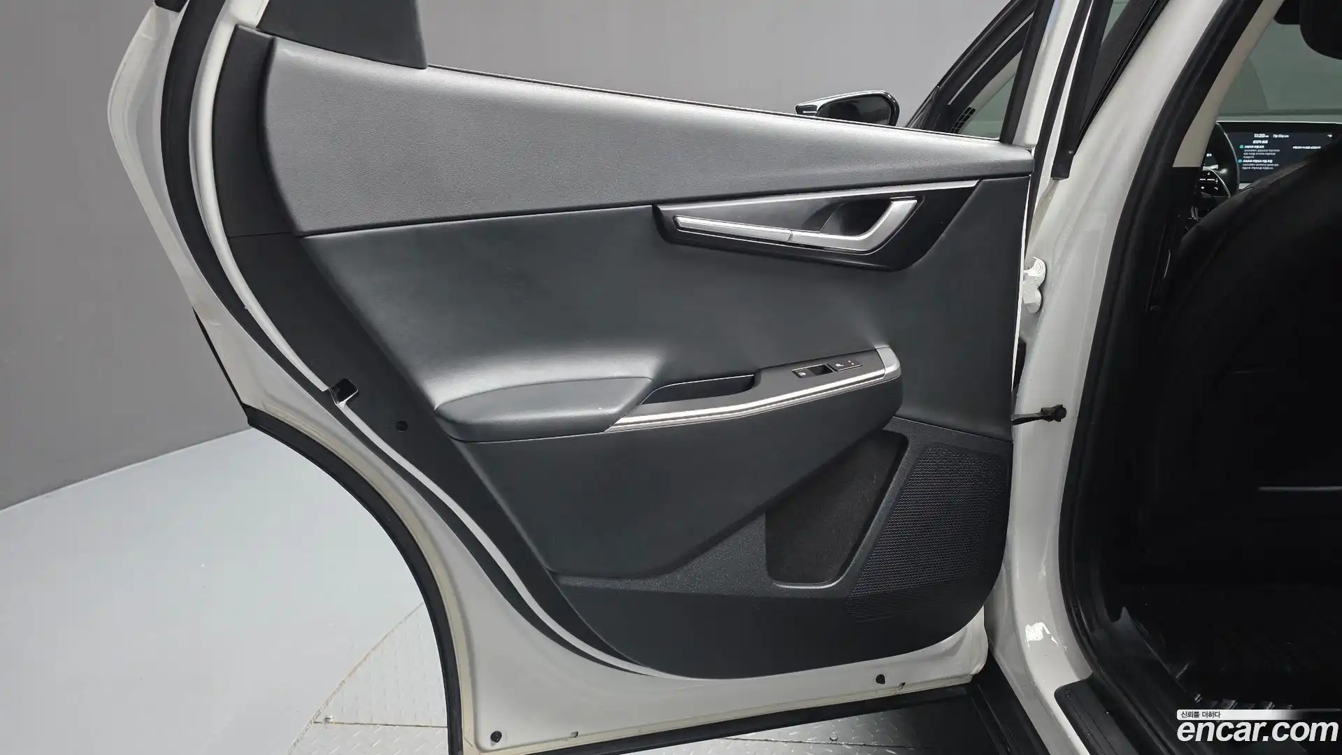 EV6 Kia 2022.6-INNER-035