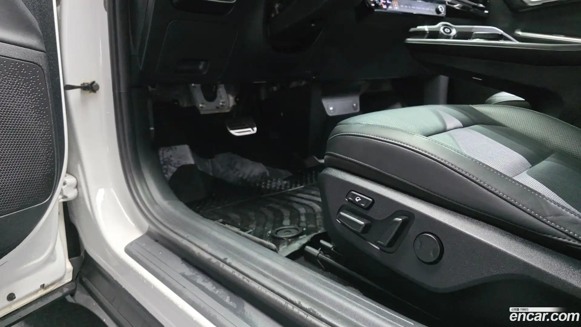 EV6 Kia 2022.6-OPTION-040