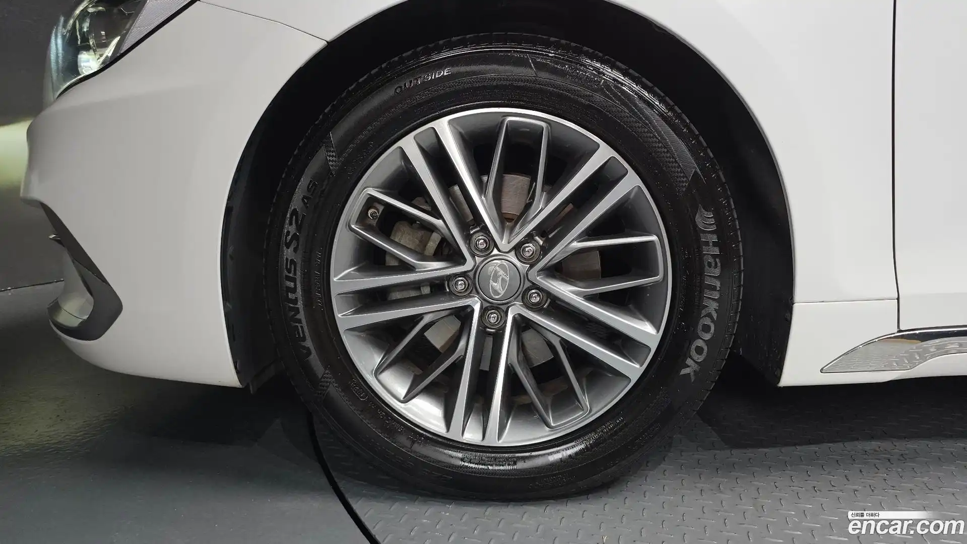Grandeur Hyundai 2017.6-OUTER-005