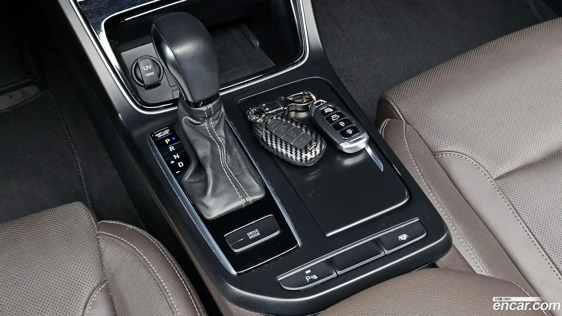 Grandeur Hyundai 2017.6-INNER-009