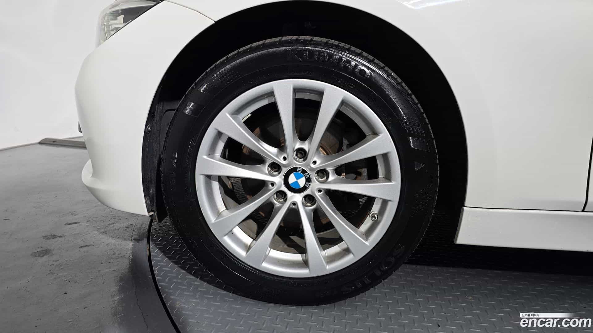 3-Series BMW 2018.11-OUTER-005