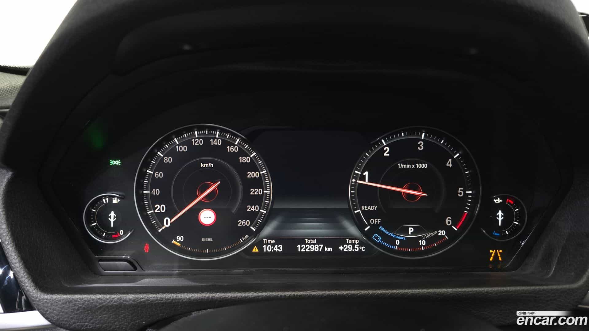 3-Series BMW 2018.11-INNER-008