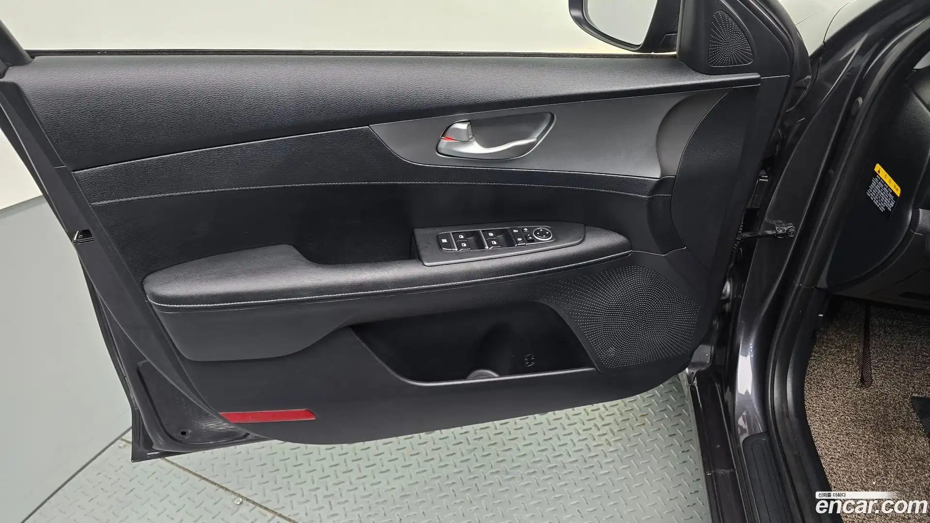 K3 Kia 2018.9-INNER-034