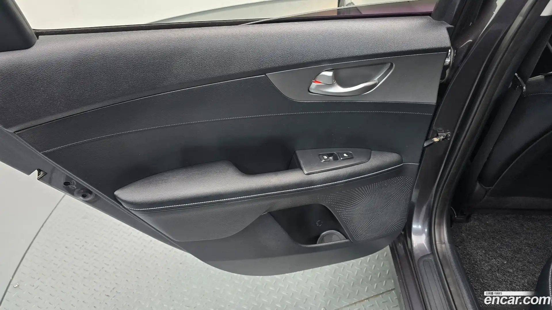 K3 Kia 2018.9-INNER-035